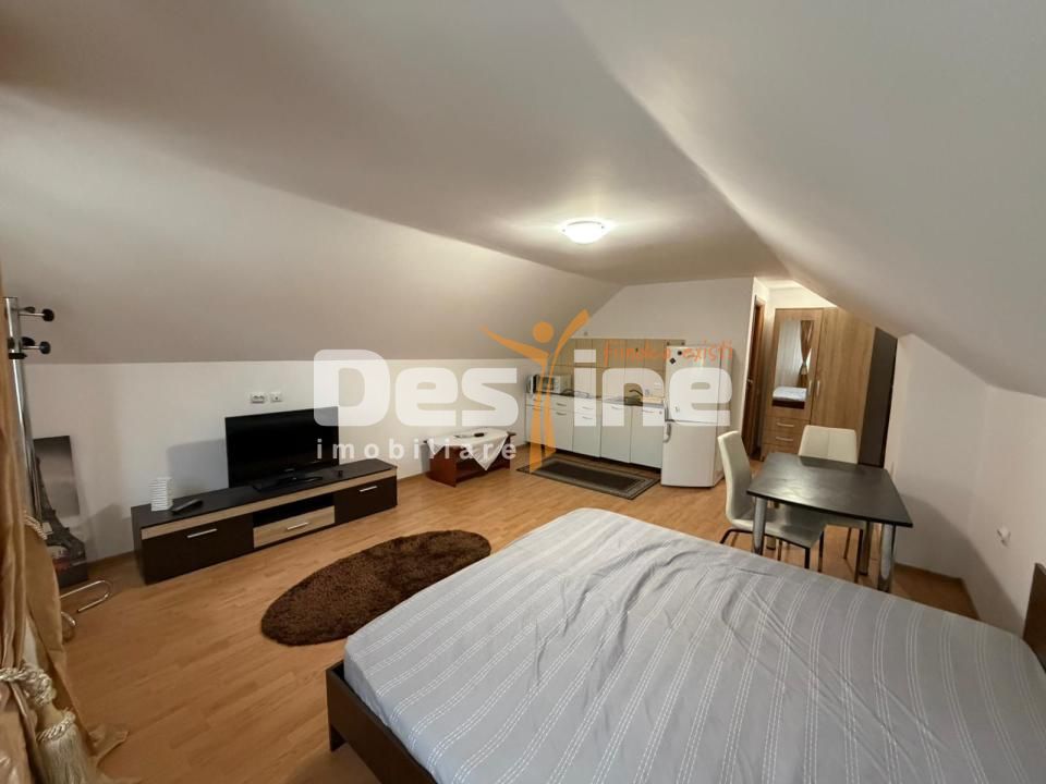 Casa cu 6 unitati, doua locuri de parcare si curte, pozitie excelenta- AFI Mall — fotografia 24