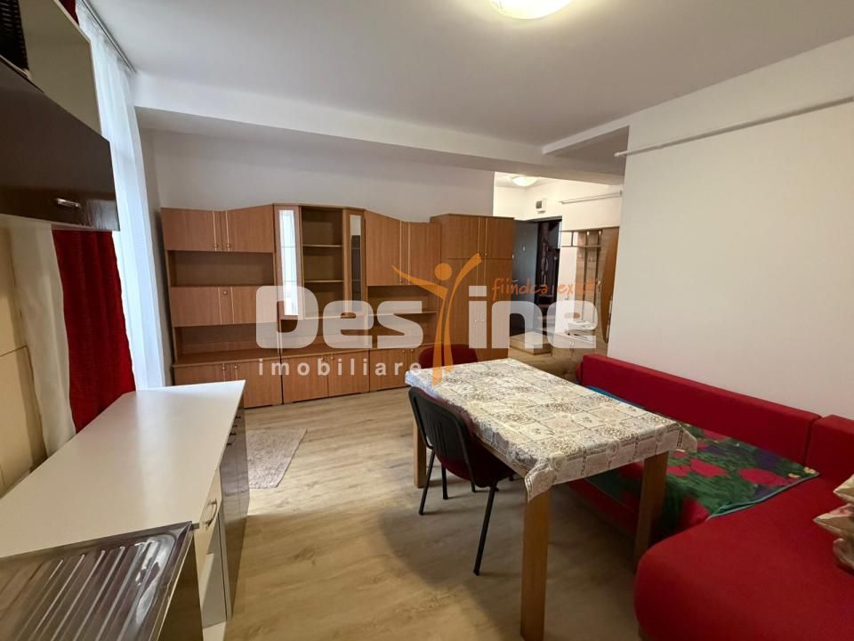 Casa cu 6 unitati, doua locuri de parcare si curte, pozitie excelenta- AFI Mall — fotografia 28