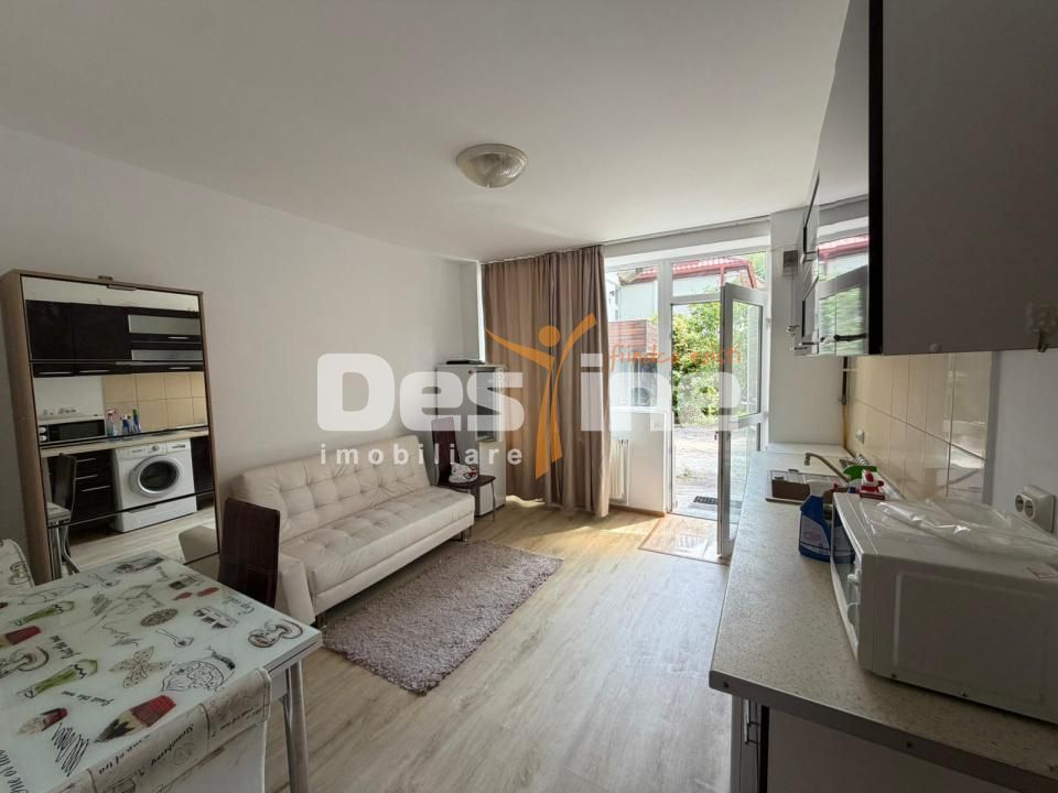 Casa cu 6 unitati, doua locuri de parcare si curte, pozitie excelenta- AFI Mall — fotografia 4