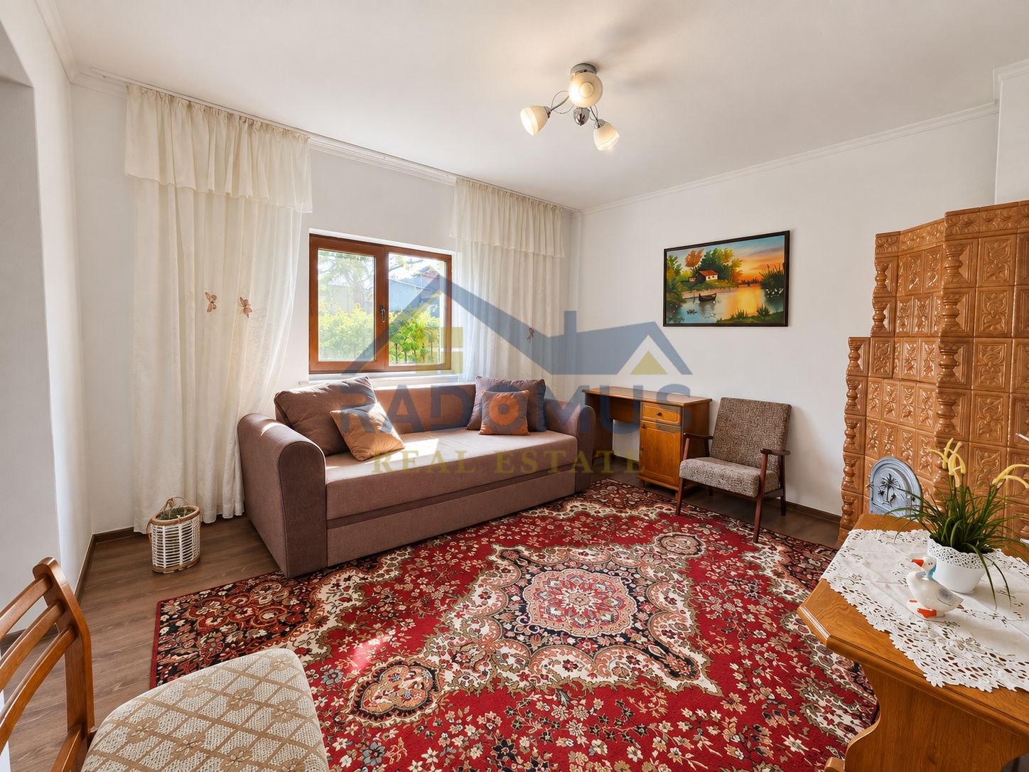 Casă cu 3 camere, anexe și livadă – Lopatnița, Șoimari — fotografia 5