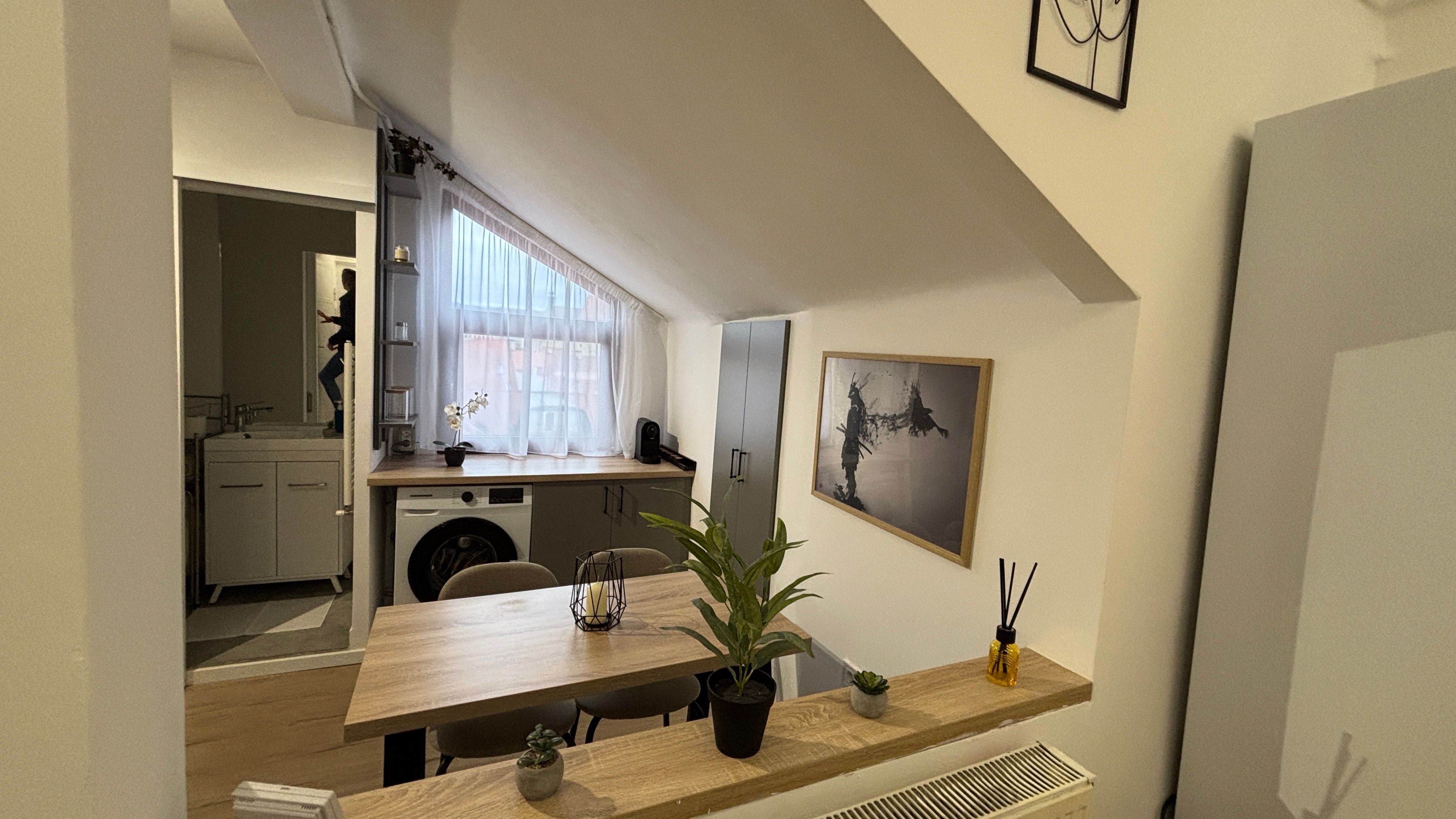 Apartament ultracentral de 41 mp utili, în imobil istoric – Str. Regel — fotografia 4