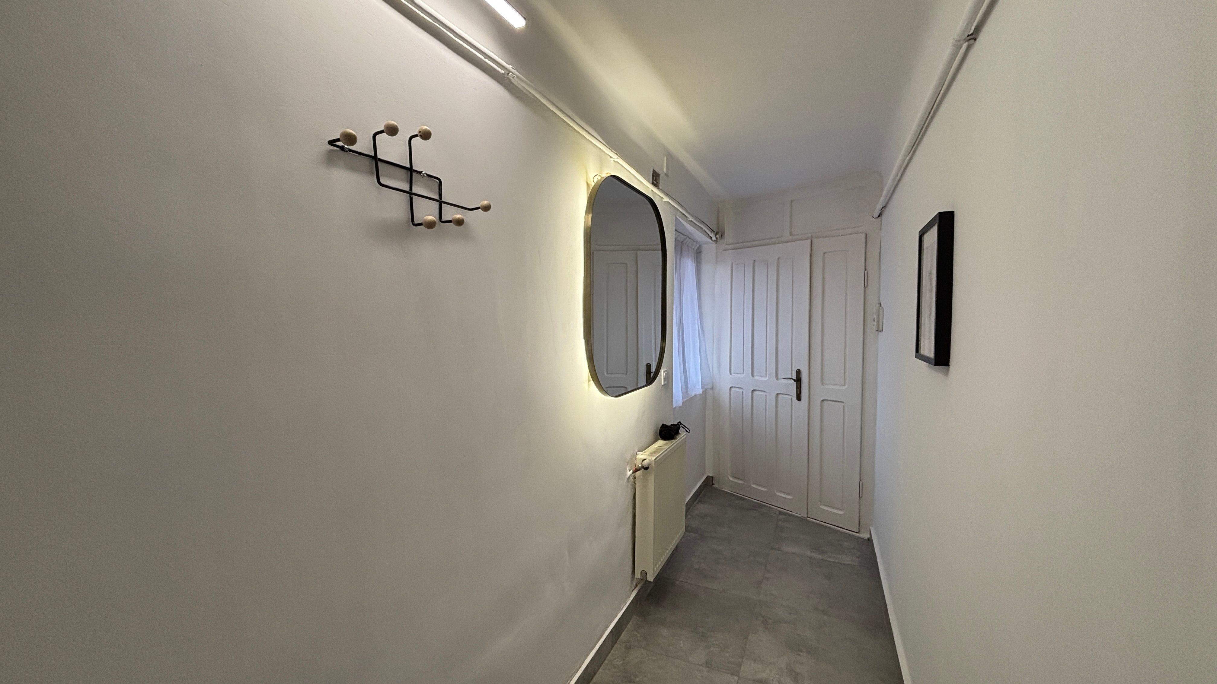 Apartament ultracentral de 41 mp utili, în imobil istoric – Str. Regel — fotografia 8