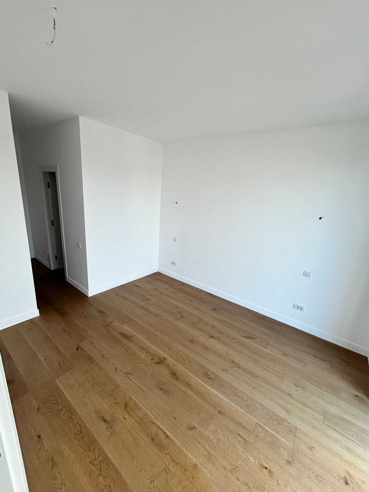 Casa de vanzare 3 camere Amber Forest Tunari — fotografia 4