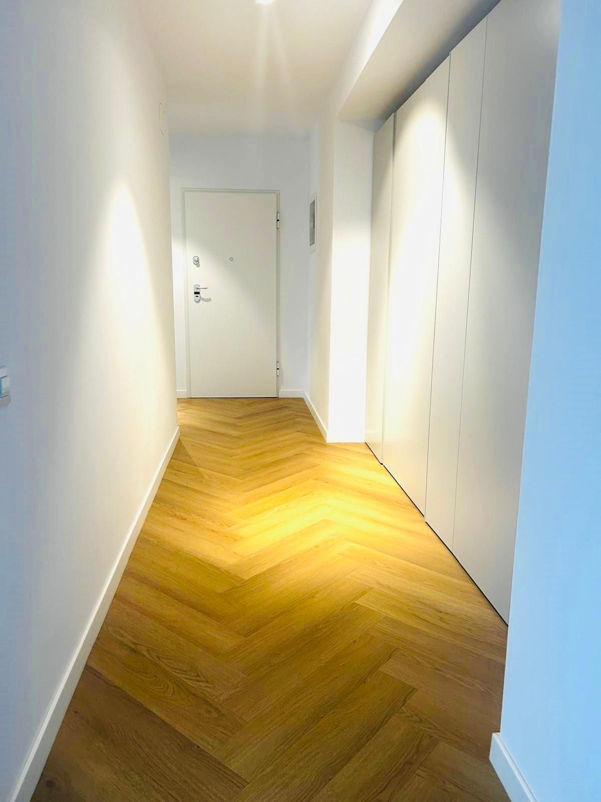 Apartament decomandat cu 3 camere | BarbuVăcărescu | Parcare subterană — fotografia 7