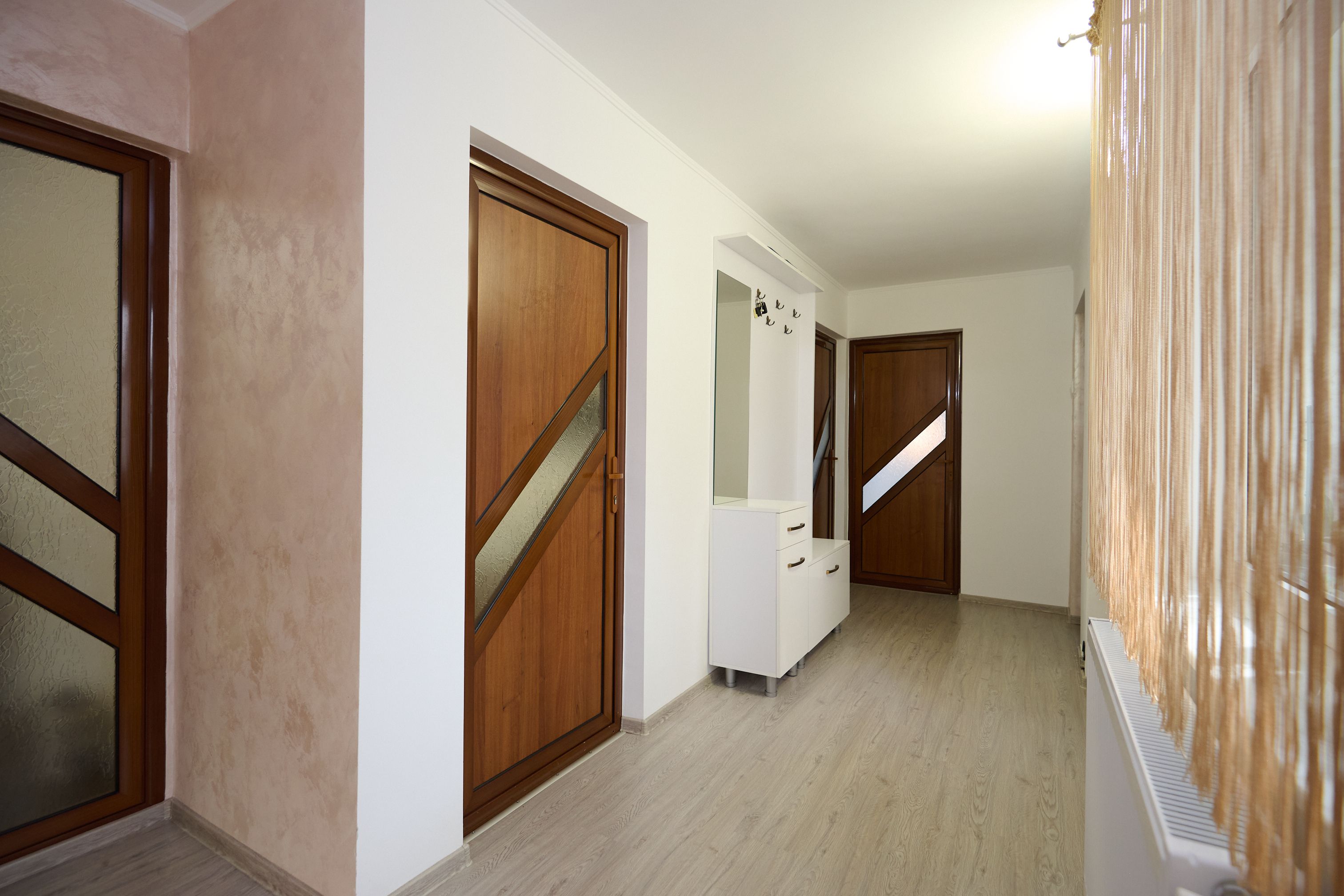 Casa P+ 1+ teren 507 mp cu vecin padurea Pitesti — fotografia 10