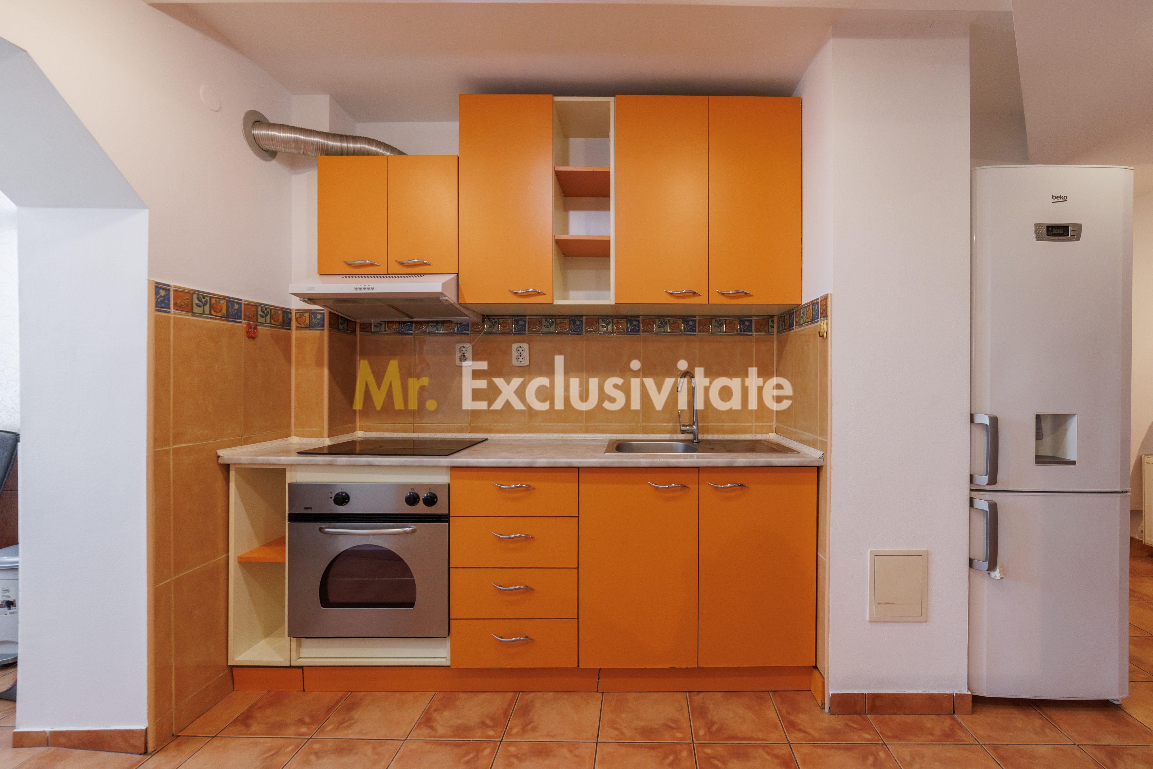 APARTAMENT 3 CAMERE DE INCHIRIAT – ETAJ 2 | DECOMANDAT |  POPA SAPCA — fotografia 3