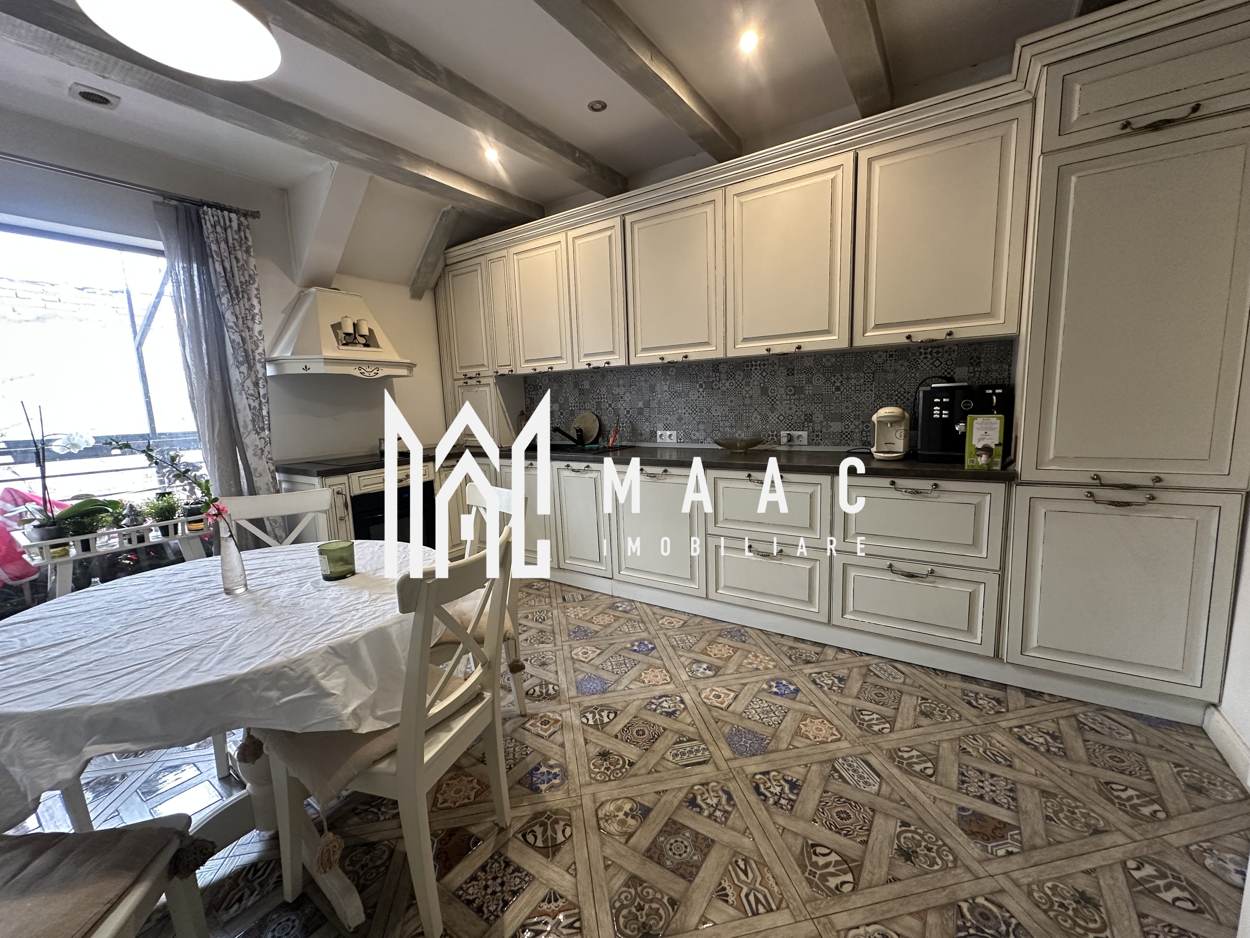 Apartament La Casă | 4 Camere | 120 MPU | Bulevardul Victoriei — fotografia 4