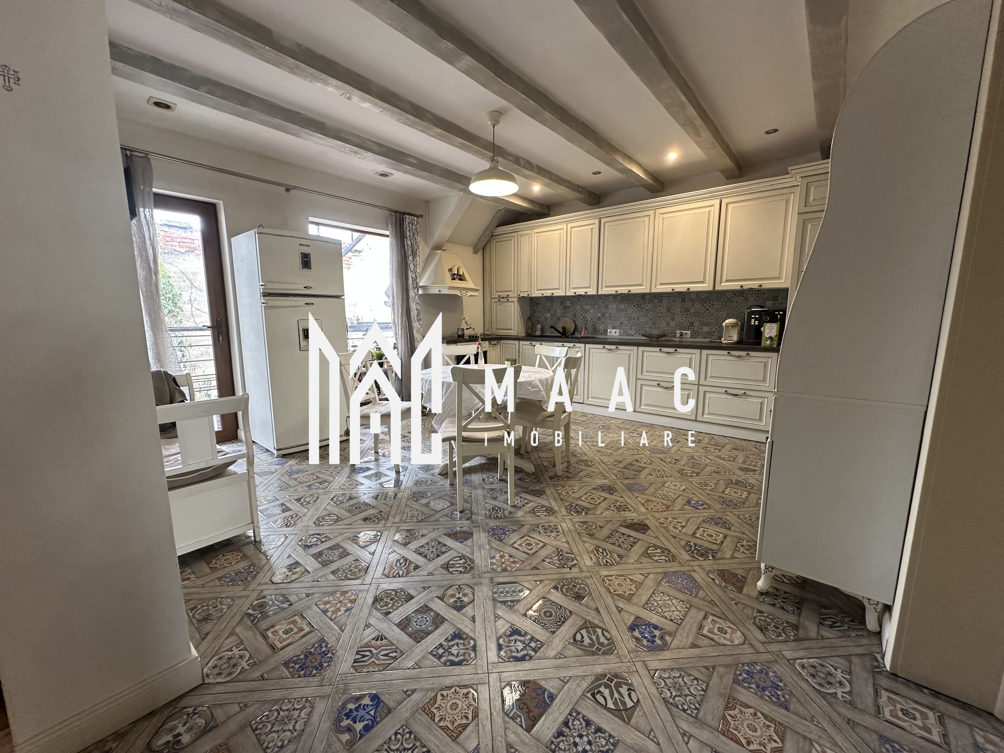 Apartament La Casă | 4 Camere | 120 MPU | Bulevardul Victoriei — fotografia 5