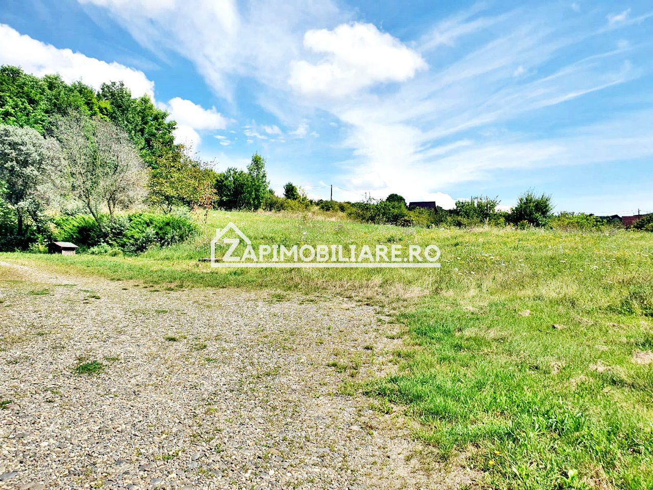 Teren intravilan 3.000 mp.cu deschidere de 40 m la E60 — fotografia 4