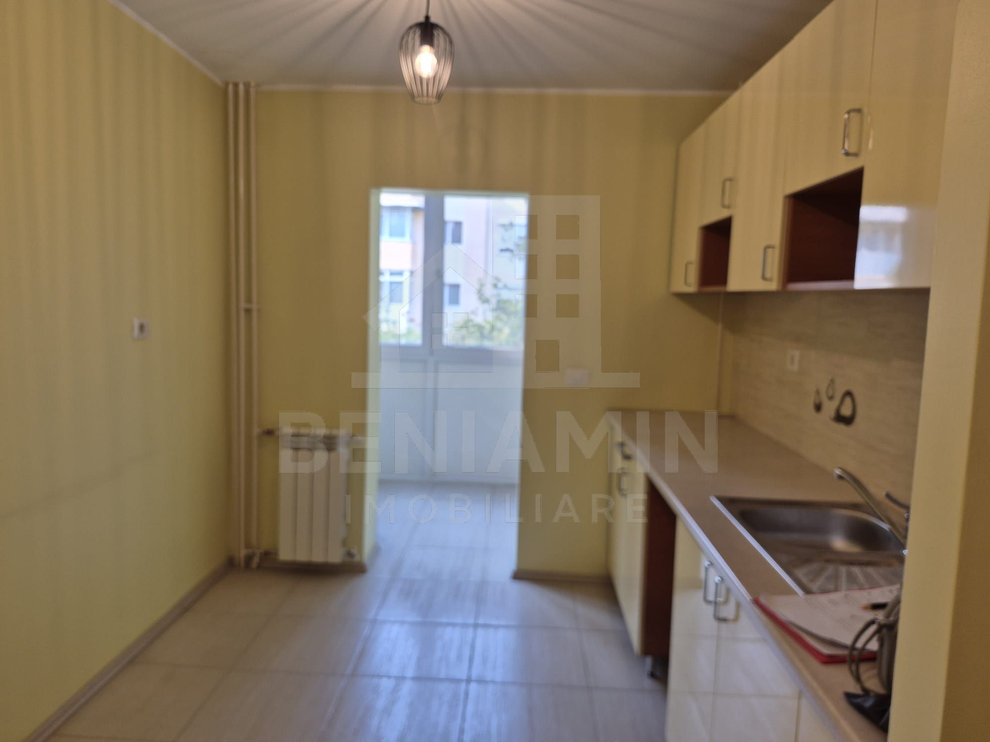 2Decomandate-Etaj 2-Renovat-52mp-Teava De Gaze-Brazda Lui Novac — fotografia 3