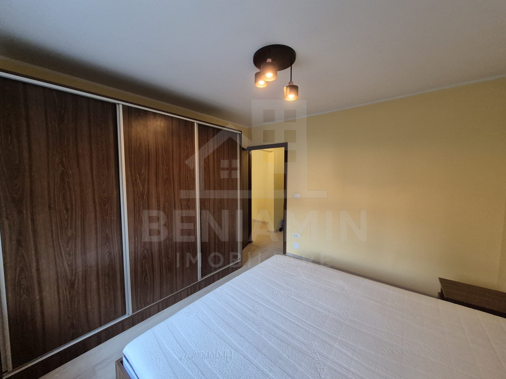 2Decomandate-Etaj 2-Renovat-52mp-Teava De Gaze-Brazda Lui Novac — fotografia 6