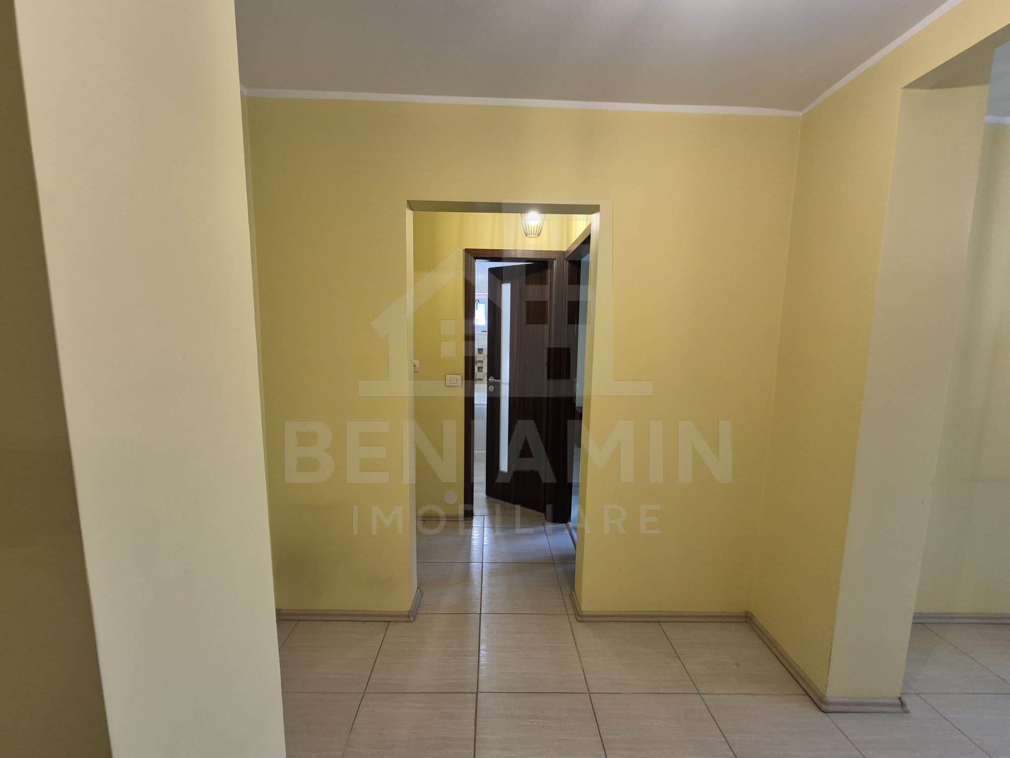 2Decomandate-Etaj 2-Renovat-52mp-Teava De Gaze-Brazda Lui Novac — fotografia 7