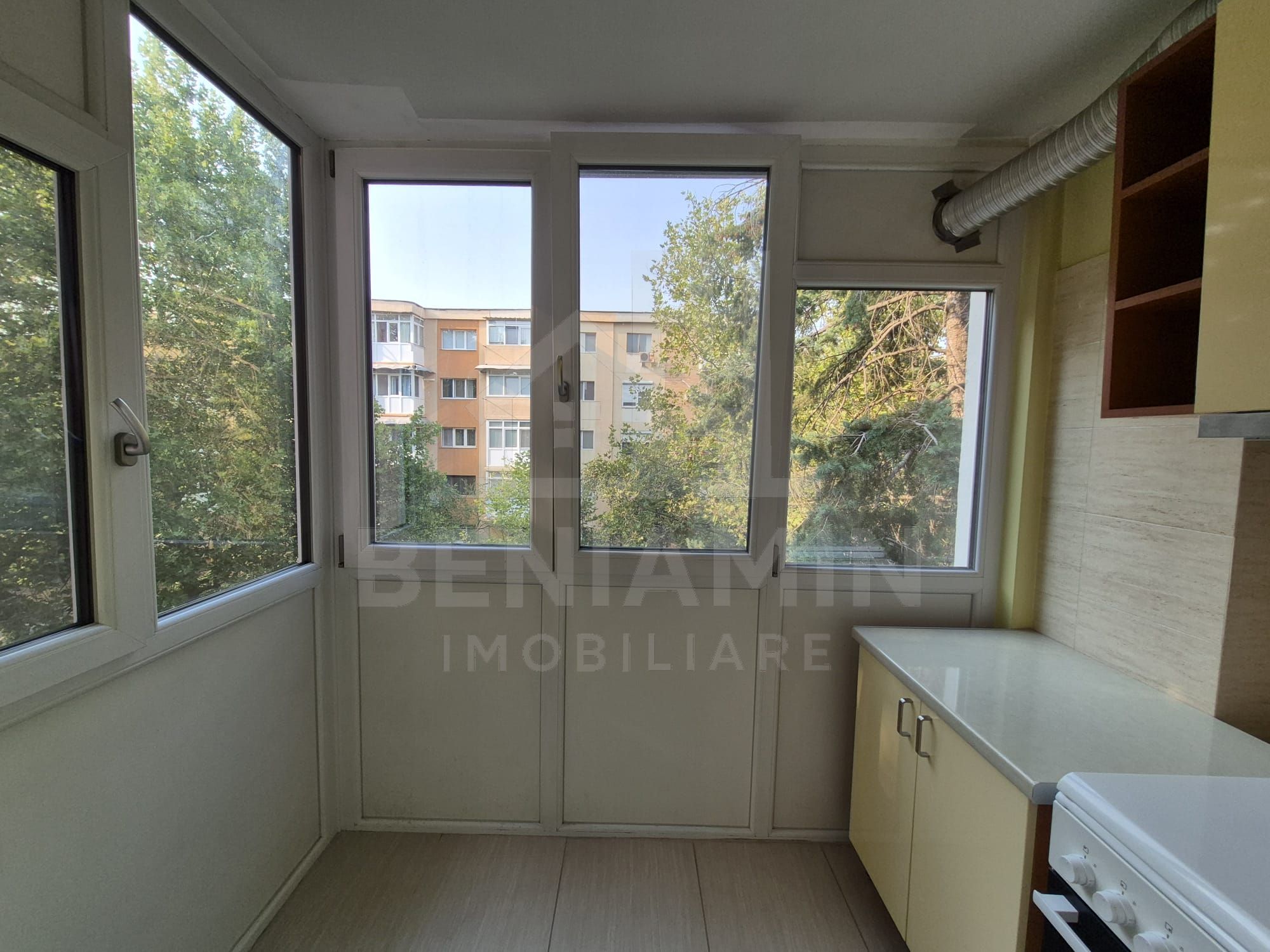 2Decomandate-Etaj 2-Renovat-52mp-Teava De Gaze-Brazda Lui Novac — fotografia 9