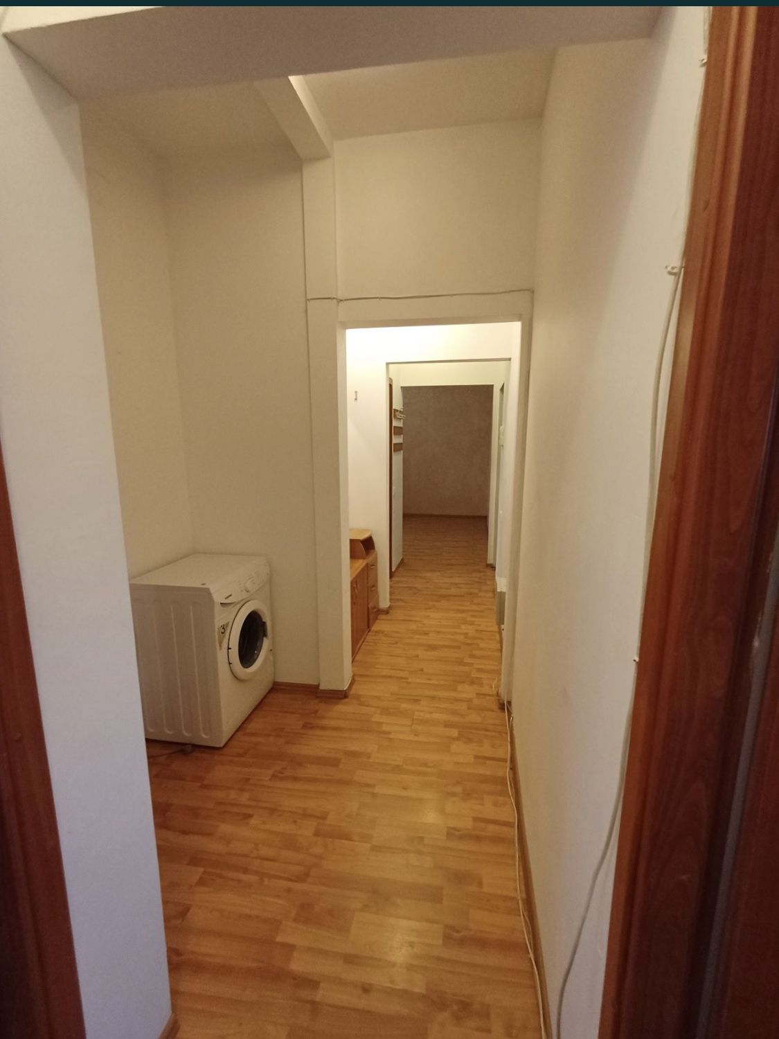 Vand apartament cu 3 camere in poarta 6 direct proprietar — fotografia 4
