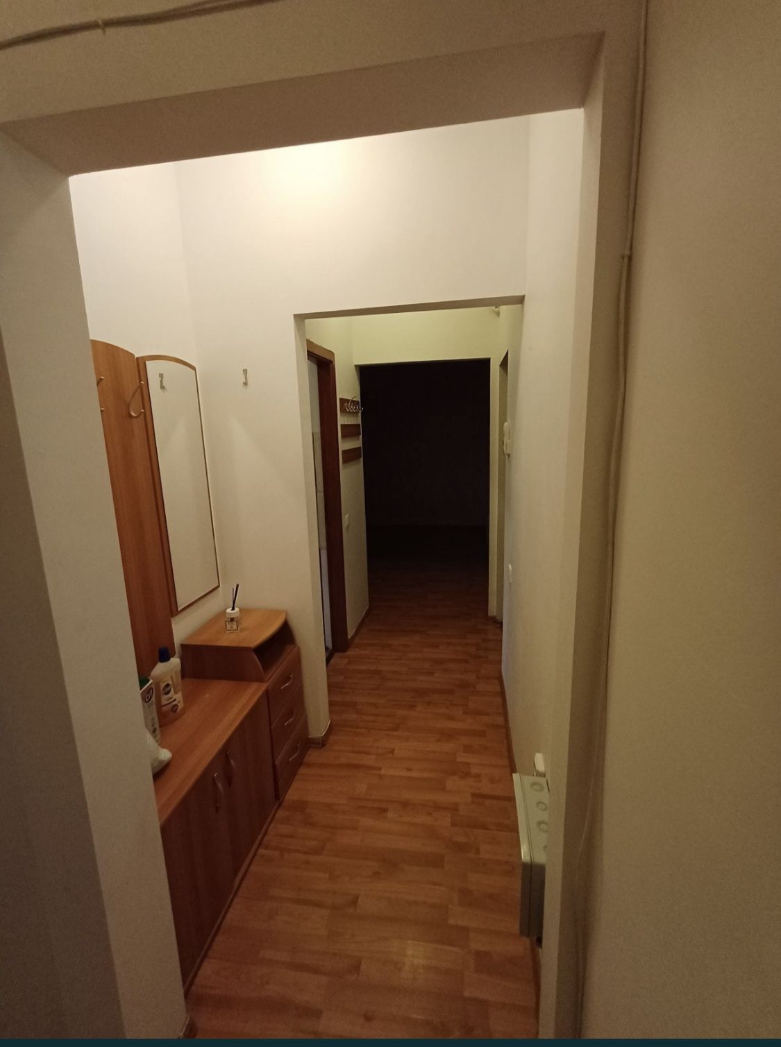 Vand apartament cu 3 camere in poarta 6 direct proprietar — fotografia 5