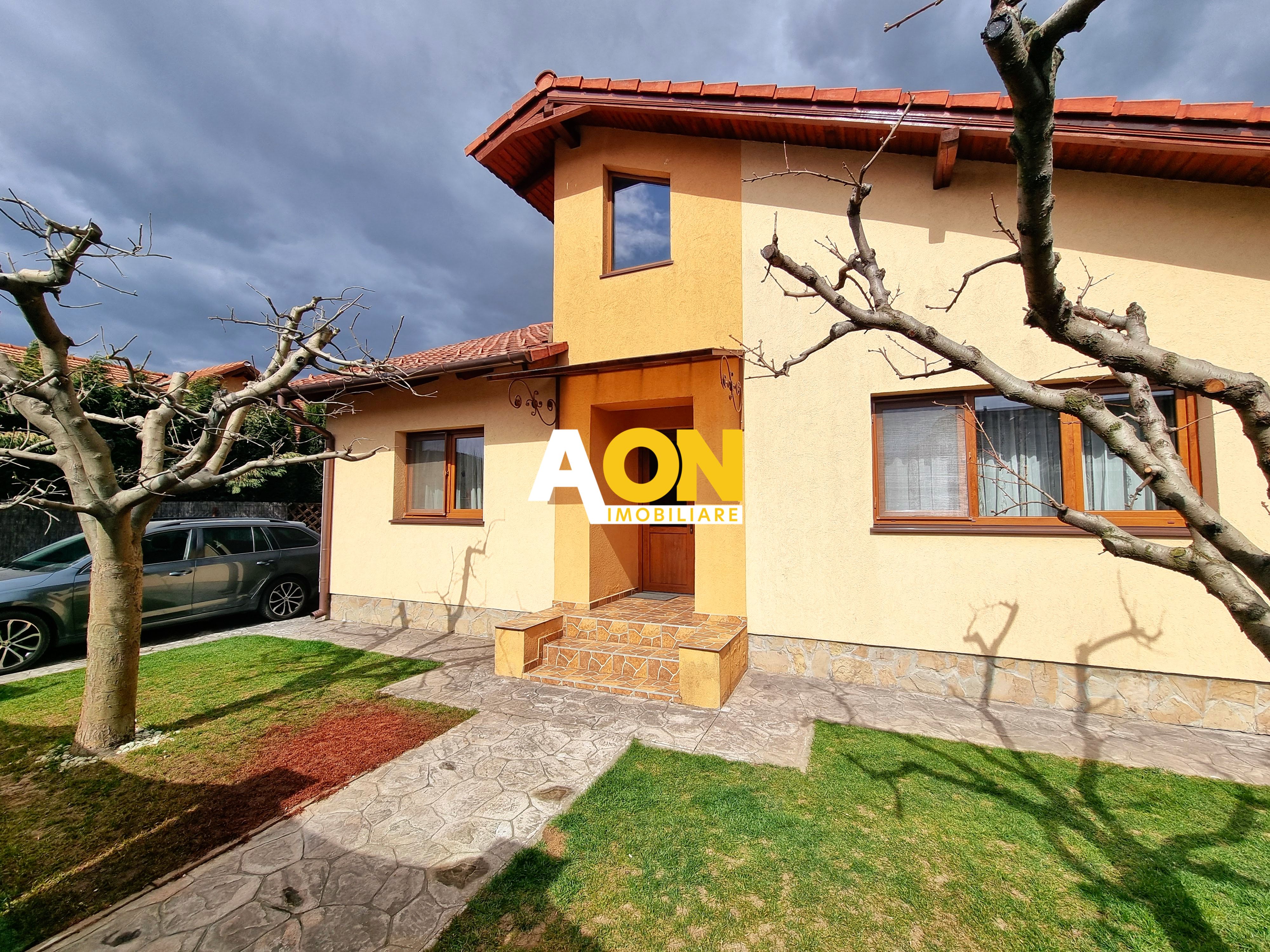 Casa 3 camere, mansardabila, S+P, 400 mp teren, Cetate