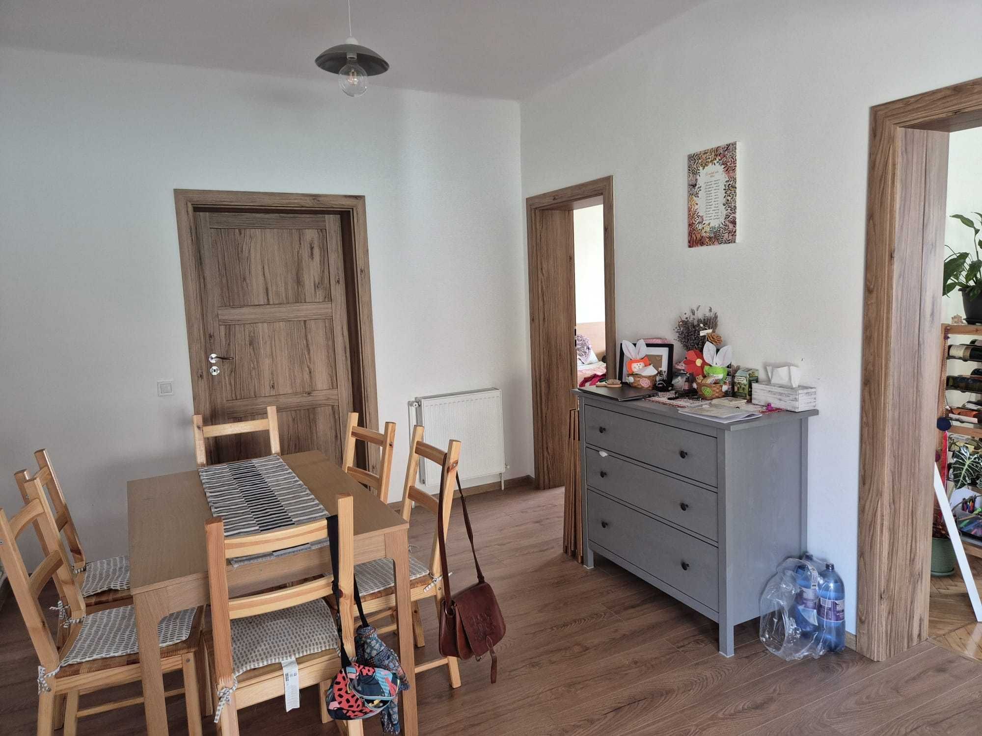 BRASADAS vinde casă familială cu 4 cam zona Titulescu. — fotografia 5