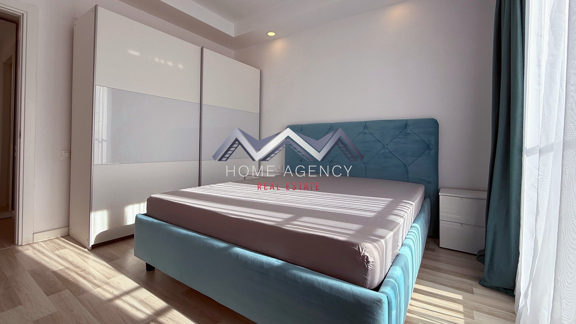 Apartament 2 camere Cosmopolis | Mobilat și Utilat | Vedere la Piscină — fotografia 2