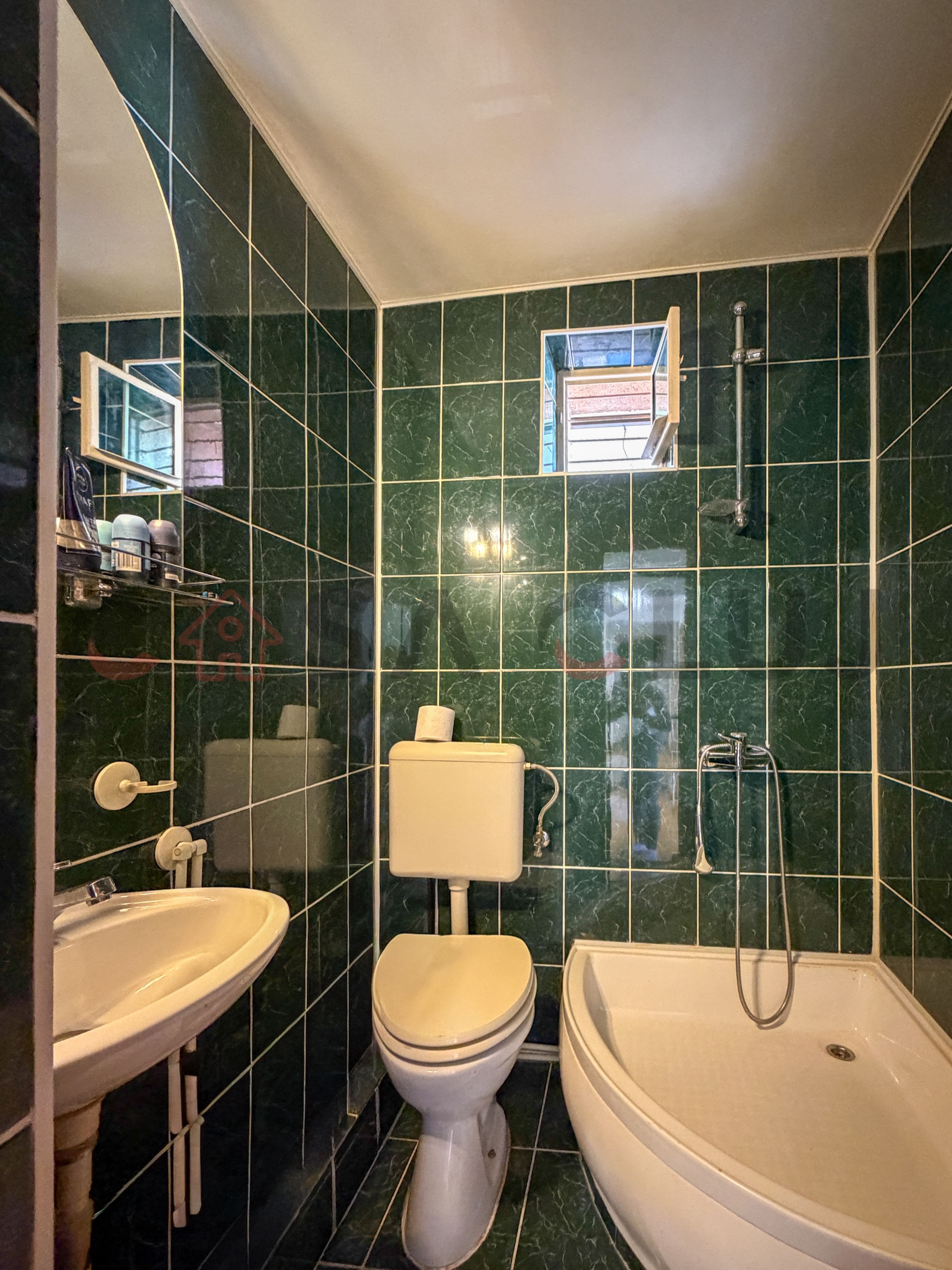 4 camere zona semicentrala, etaj intermediar, 100 mp utili! — fotografia 10