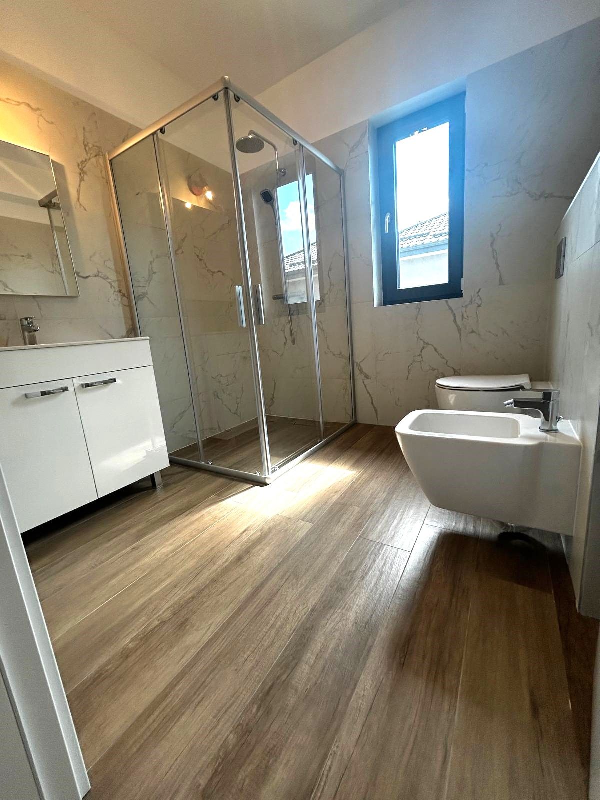 Casă de închiriat | 5 camere | Curte de 400 mp | Corbeanca — fotografia 13