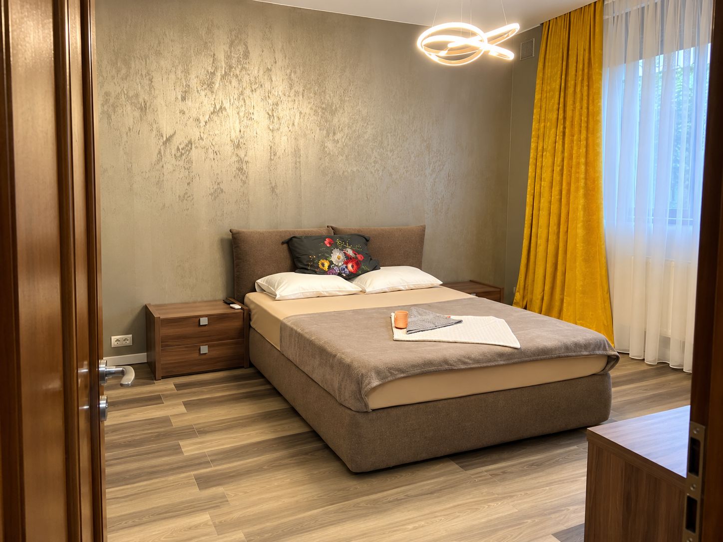 Apartament 3 camere | 77 mp | Intrare separată | Zona Lipovei – Iulius — fotografia 3