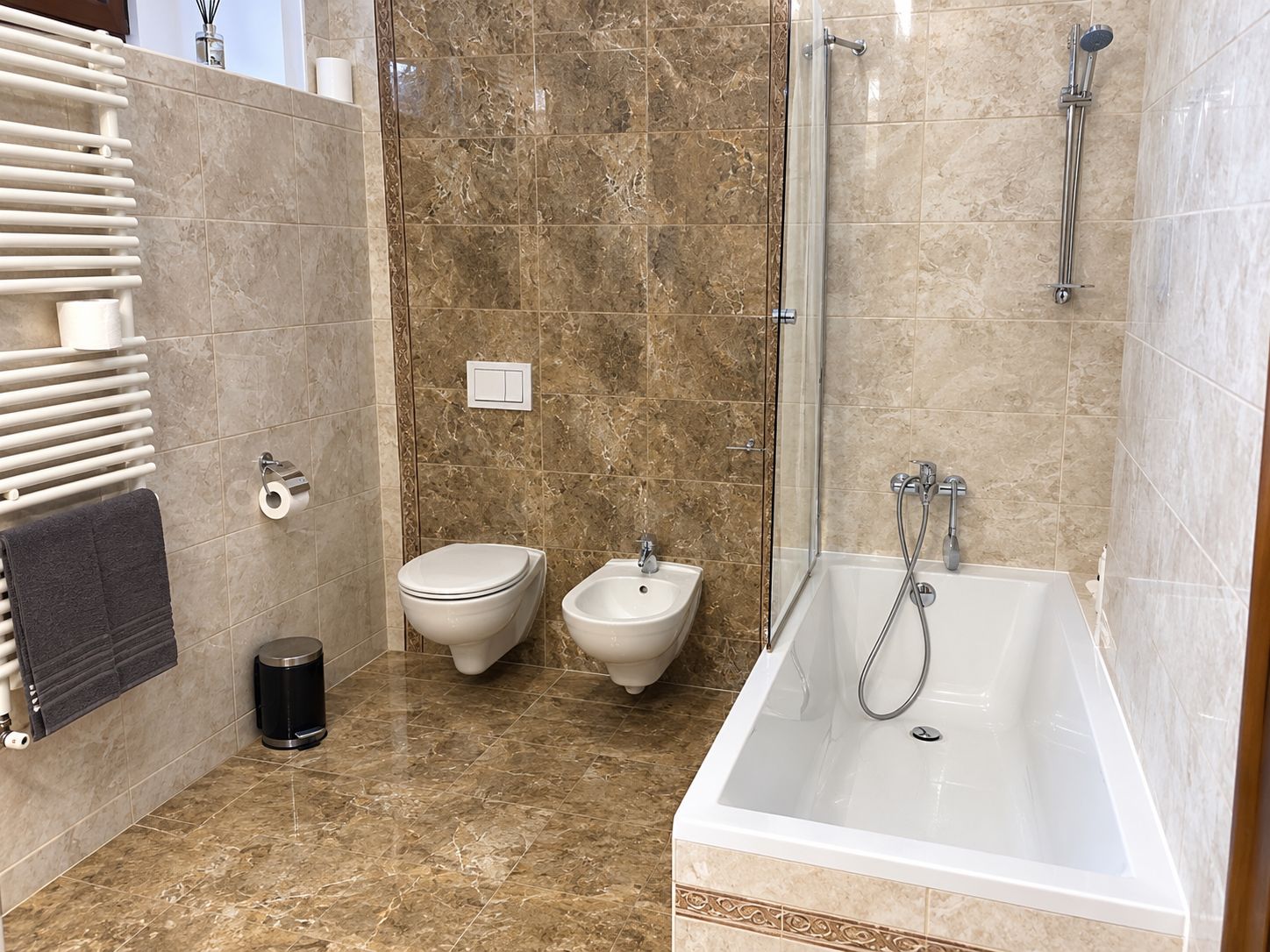 Apartament 3 camere | 77 mp | Intrare separată | Zona Lipovei – Iulius — fotografia 5