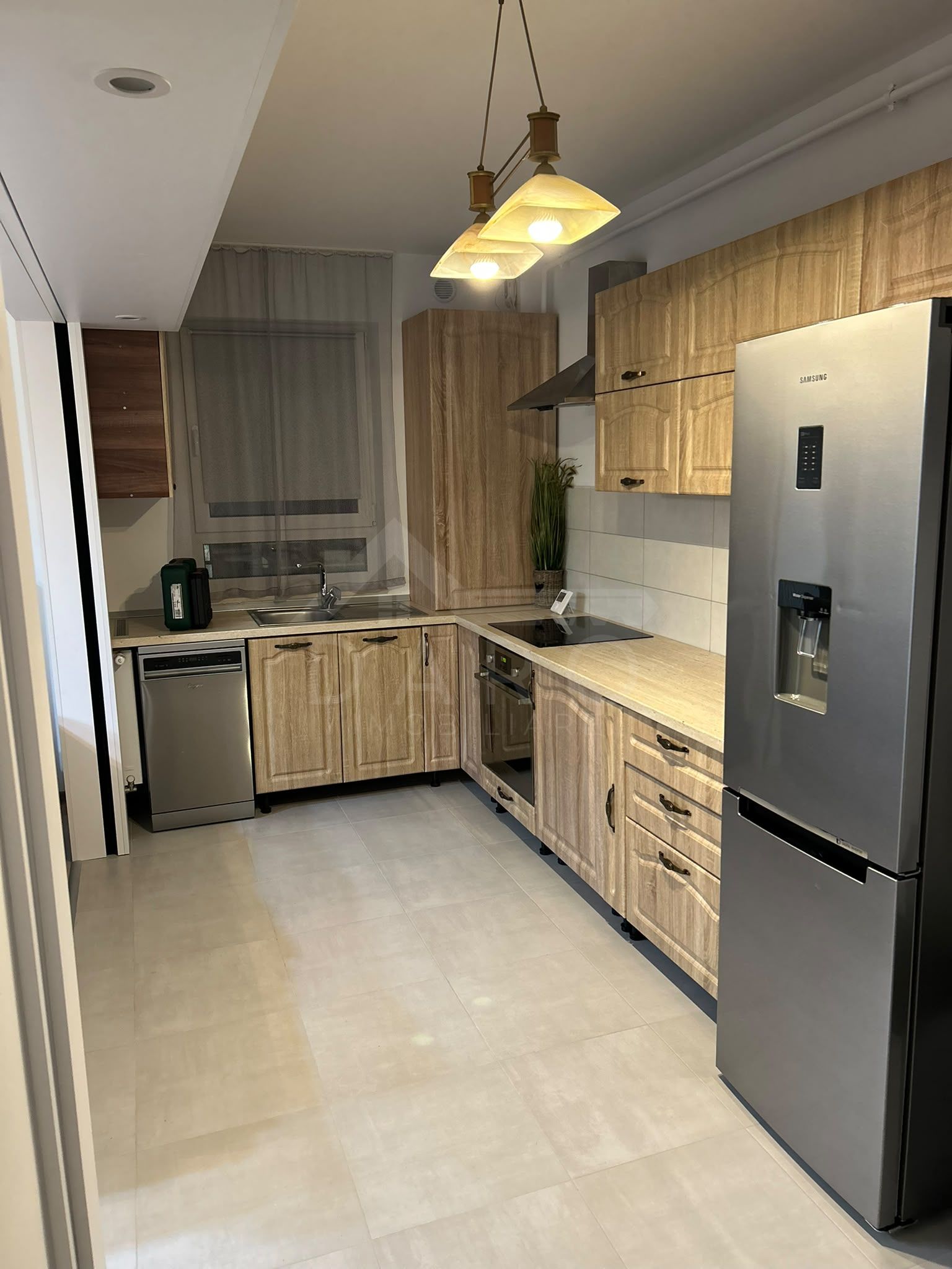 Închiriem apartament 2 camere zonă, Maurer — fotografia 5