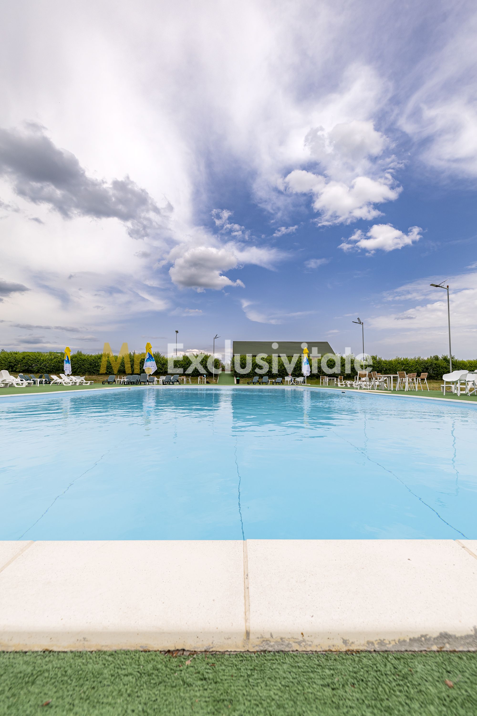 Complex multifunctional operational - Cu multiple surse de venit — fotografia 10