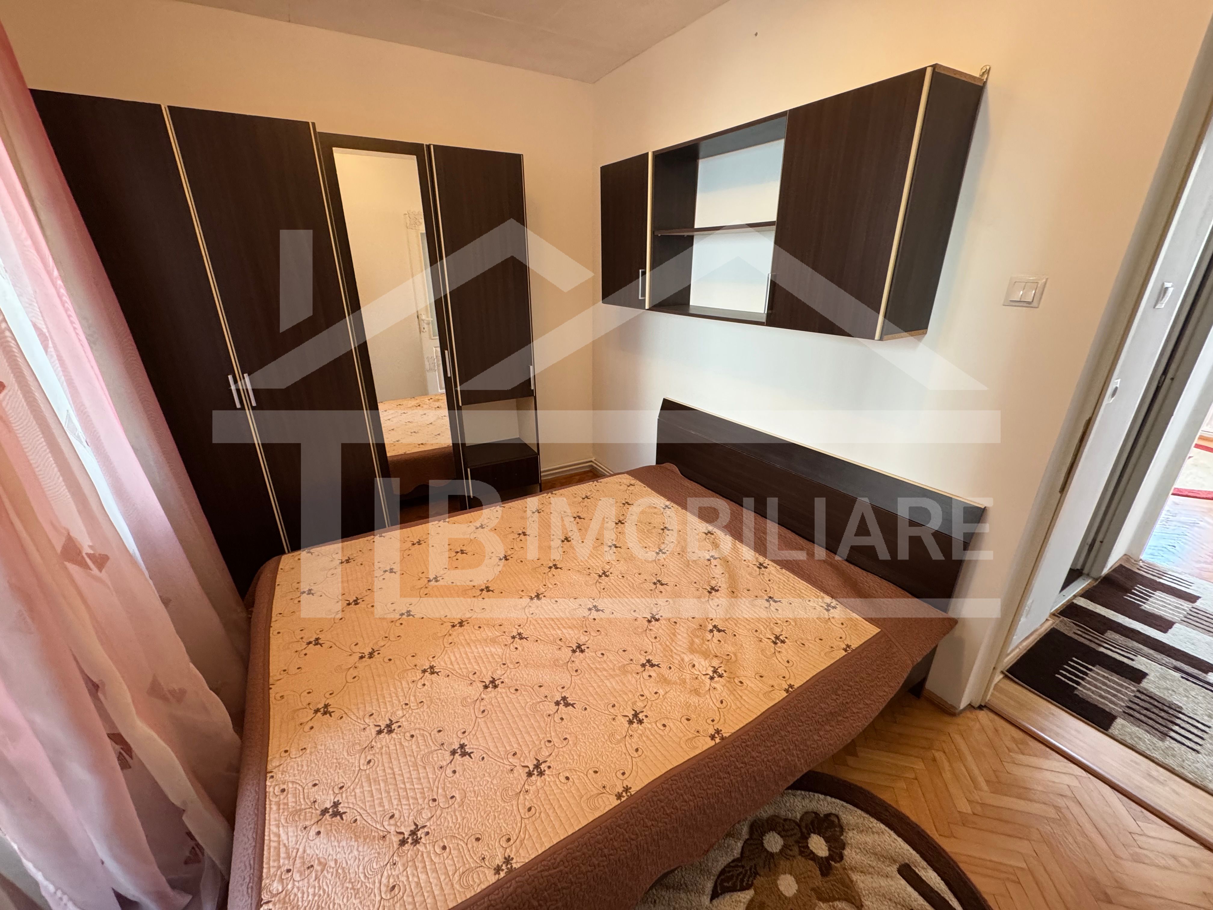 Apartament cu 3 camere, 65mp, parcare, Zona Unirii — fotografia 3