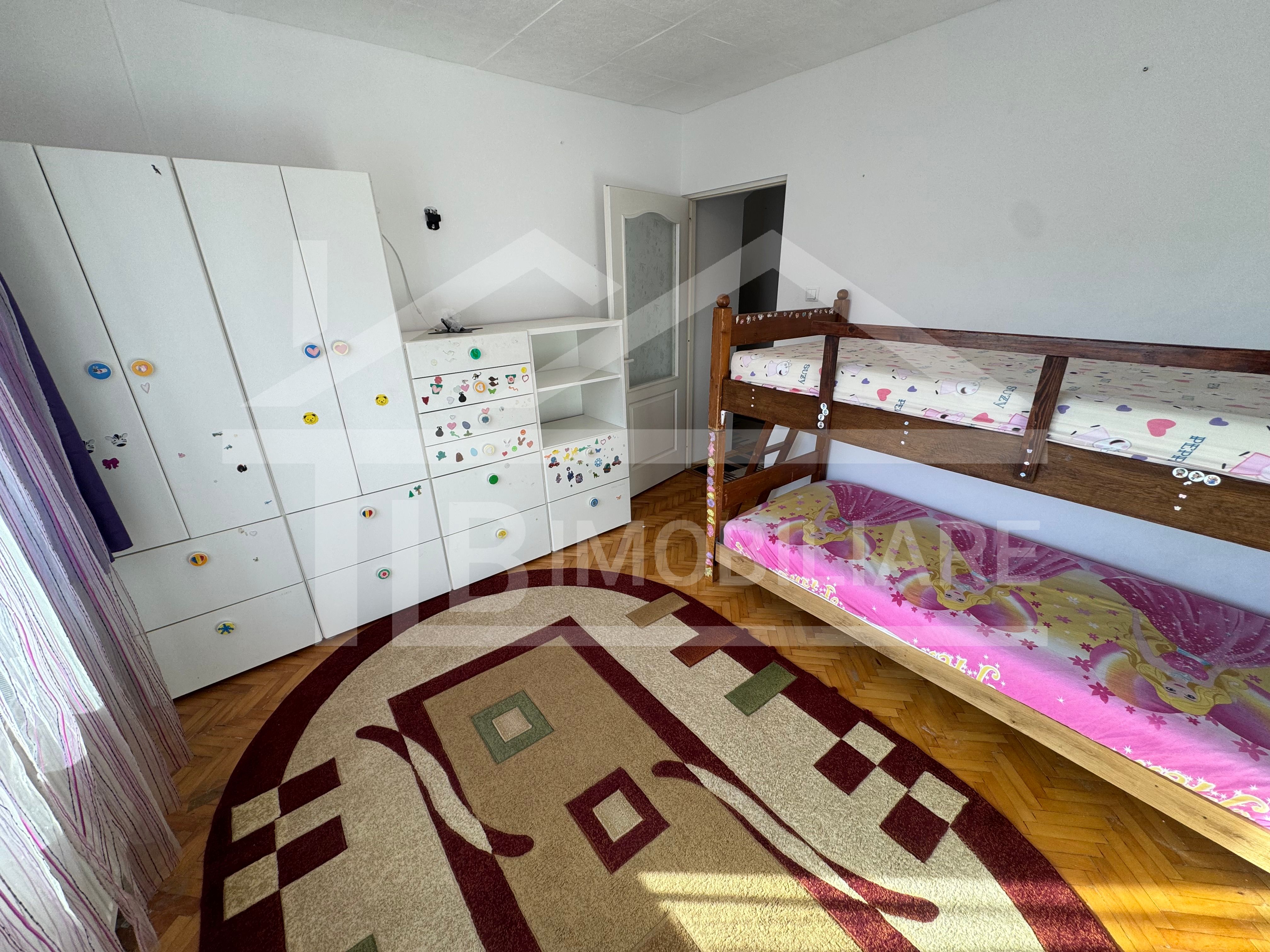 Apartament cu 3 camere, 65mp, parcare, Zona Unirii — fotografia 6