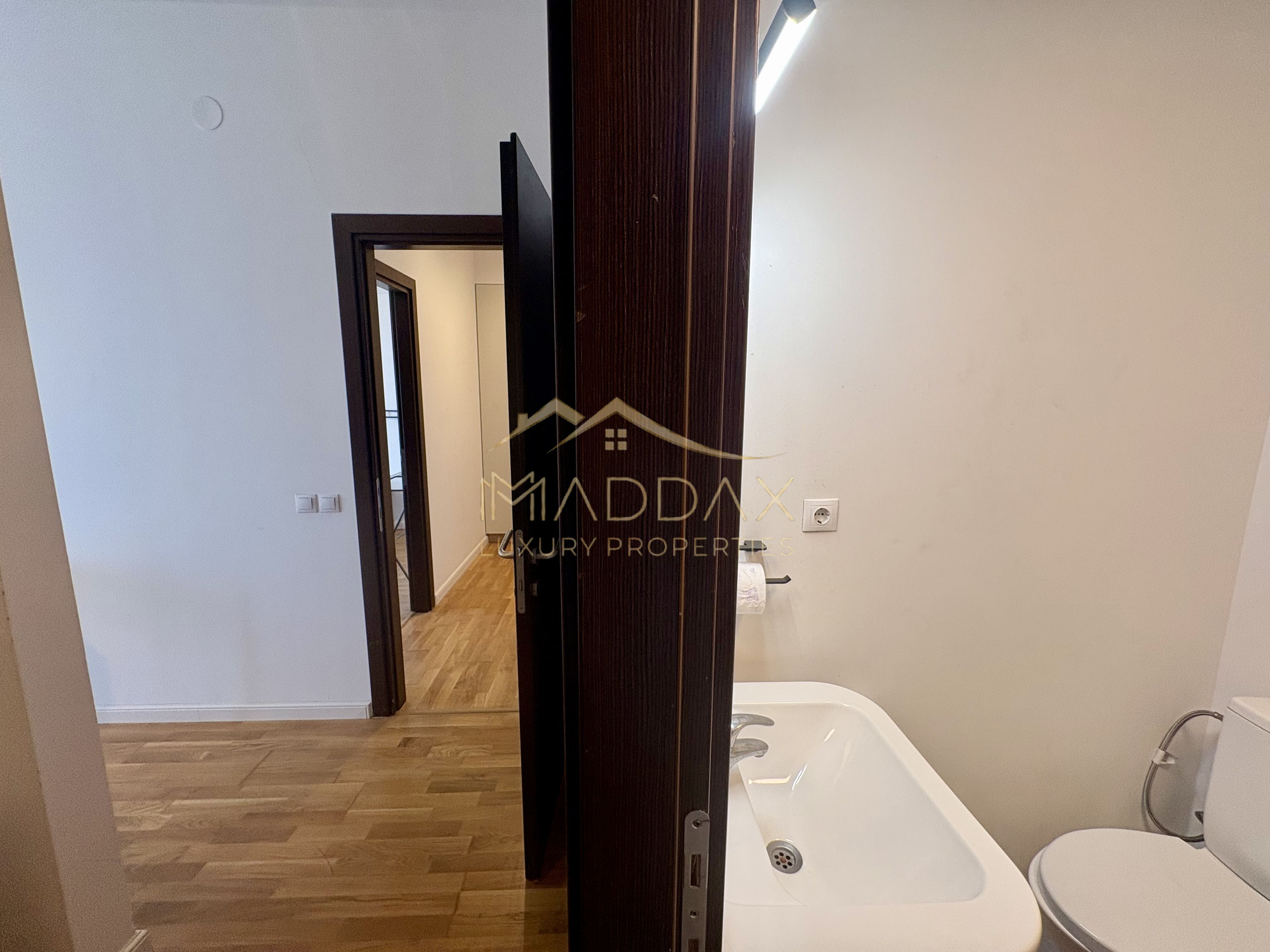 APARTAMENT de LUX cu 3 CAMERE cu Terasa si loc de parcare — fotografia 16