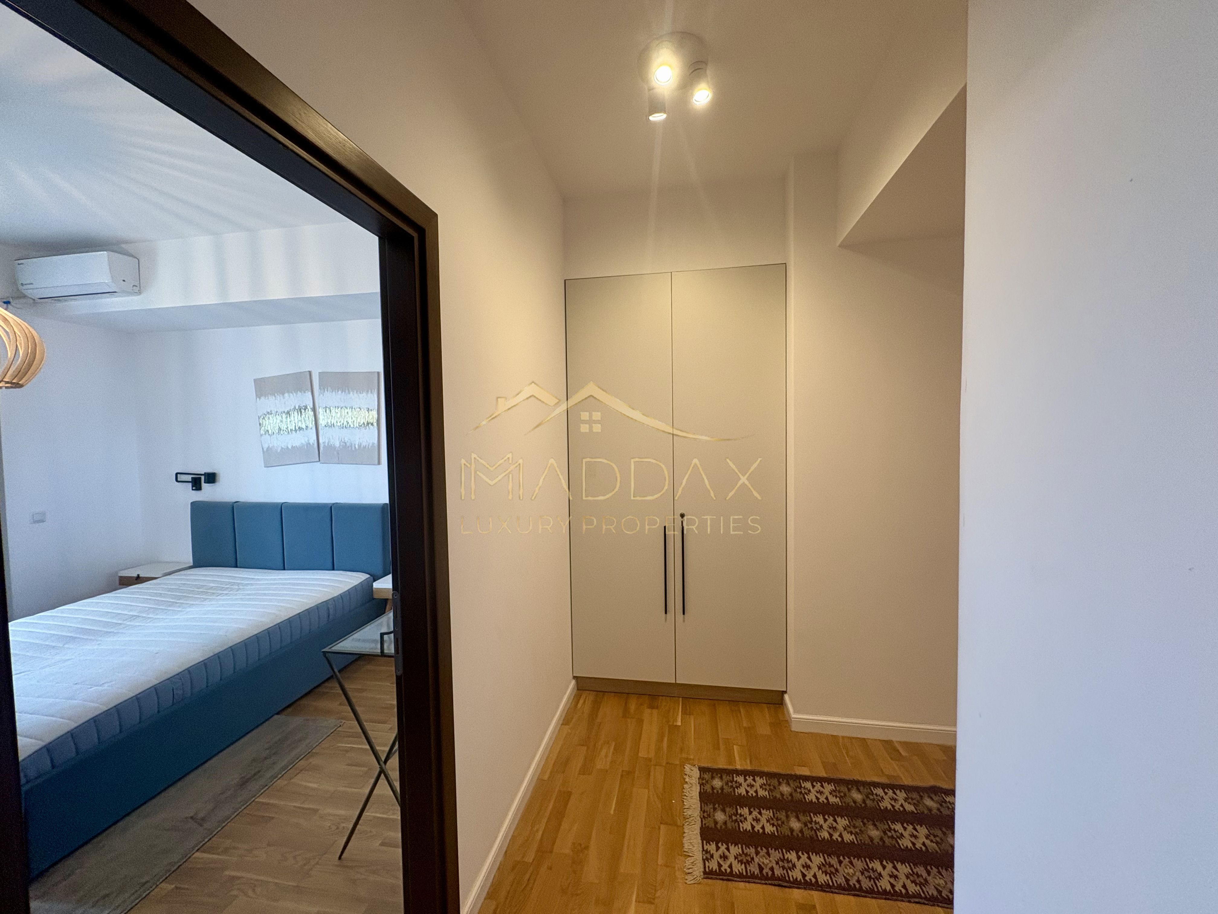 APARTAMENT de LUX cu 3 CAMERE cu Terasa si loc de parcare — fotografia 17
