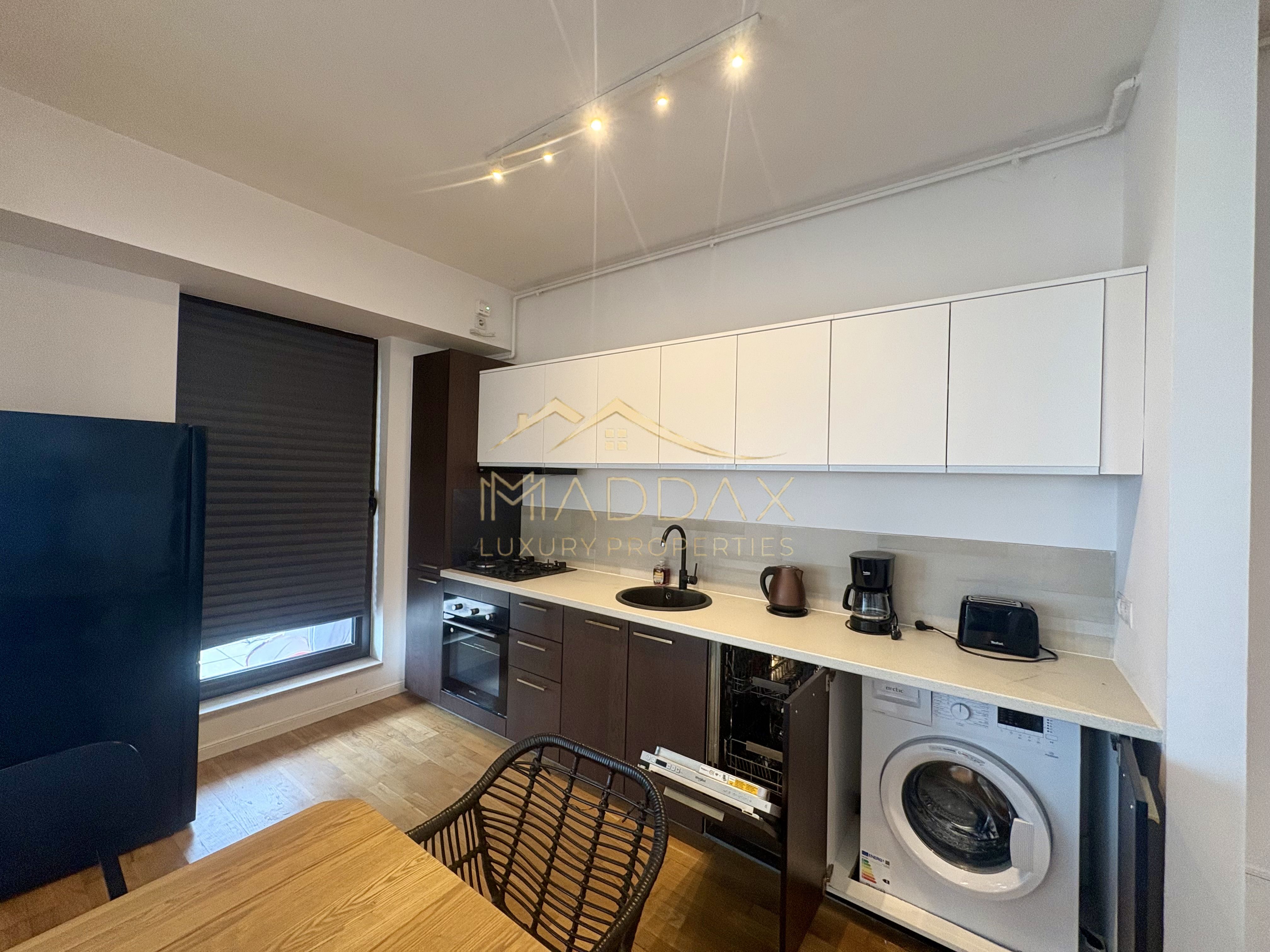 APARTAMENT de LUX cu 3 CAMERE cu Terasa si loc de parcare — fotografia 8