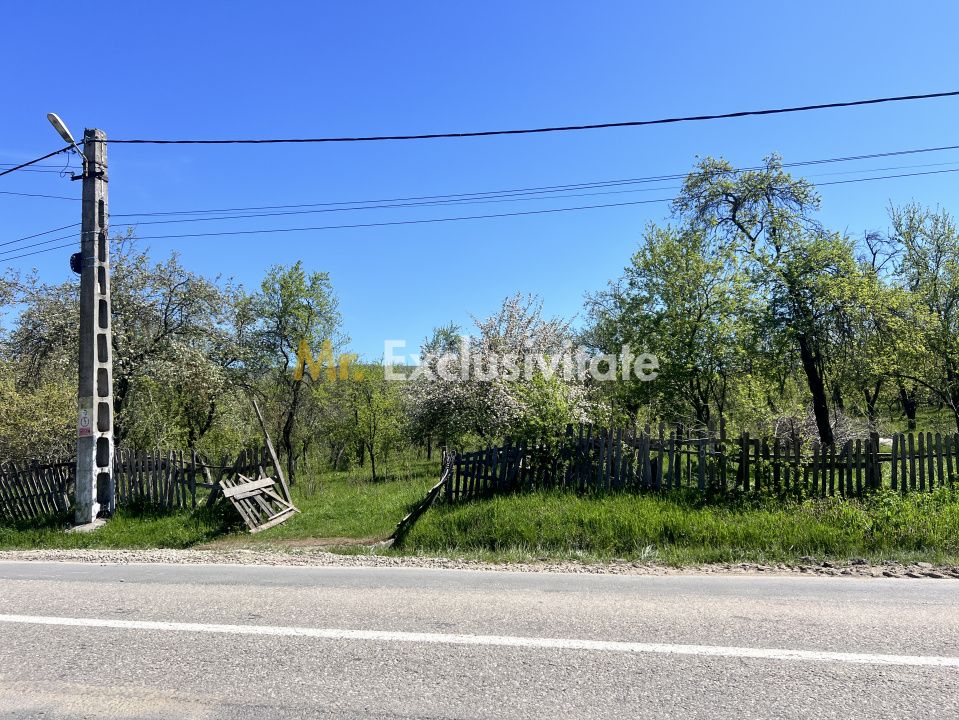 Teren intravilan 3097 mp Comuna Corbi, Jud. Argeș, toarte utilitatile — fotografia 3