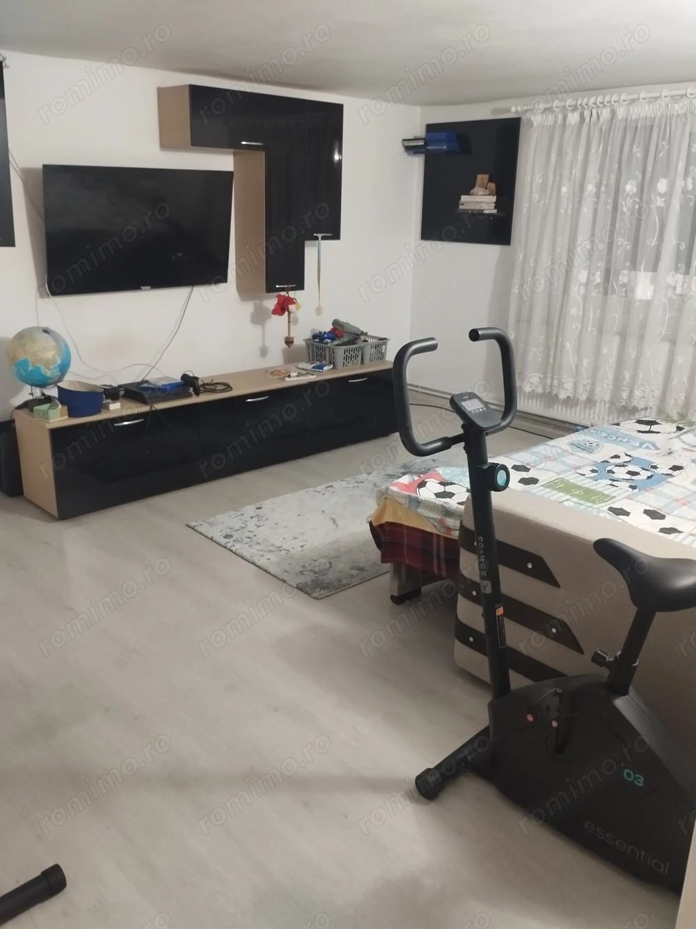 Casă de vânzare cu teren 920 mp — fotografia 4