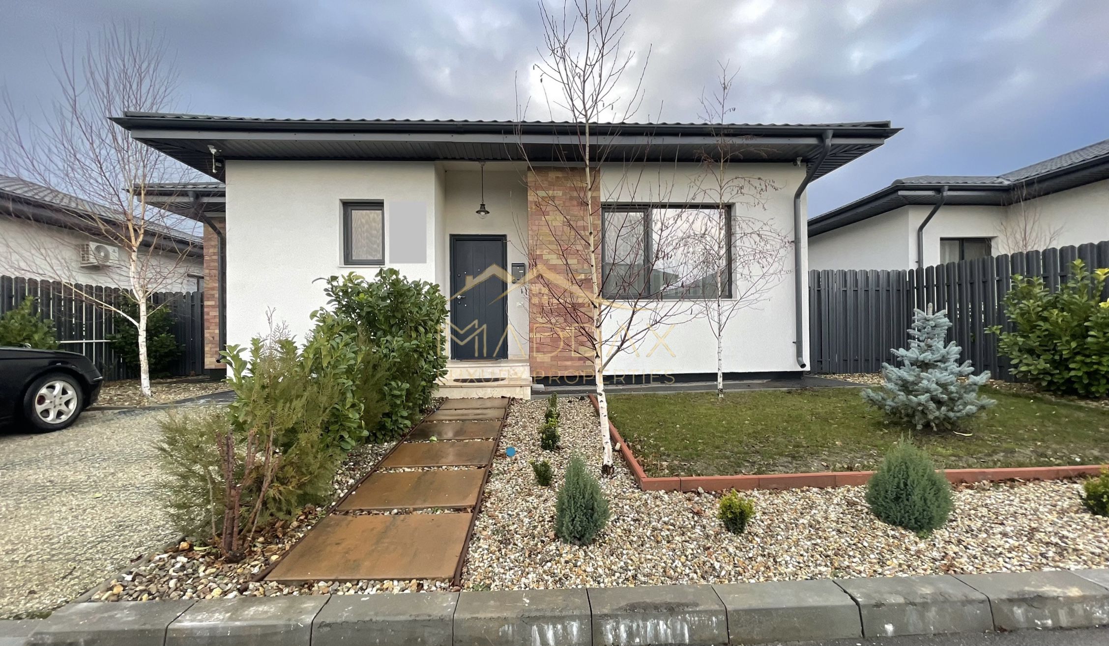 Vila moderna***4 camere***cu gradina//Cartier rezidential Corbeanca