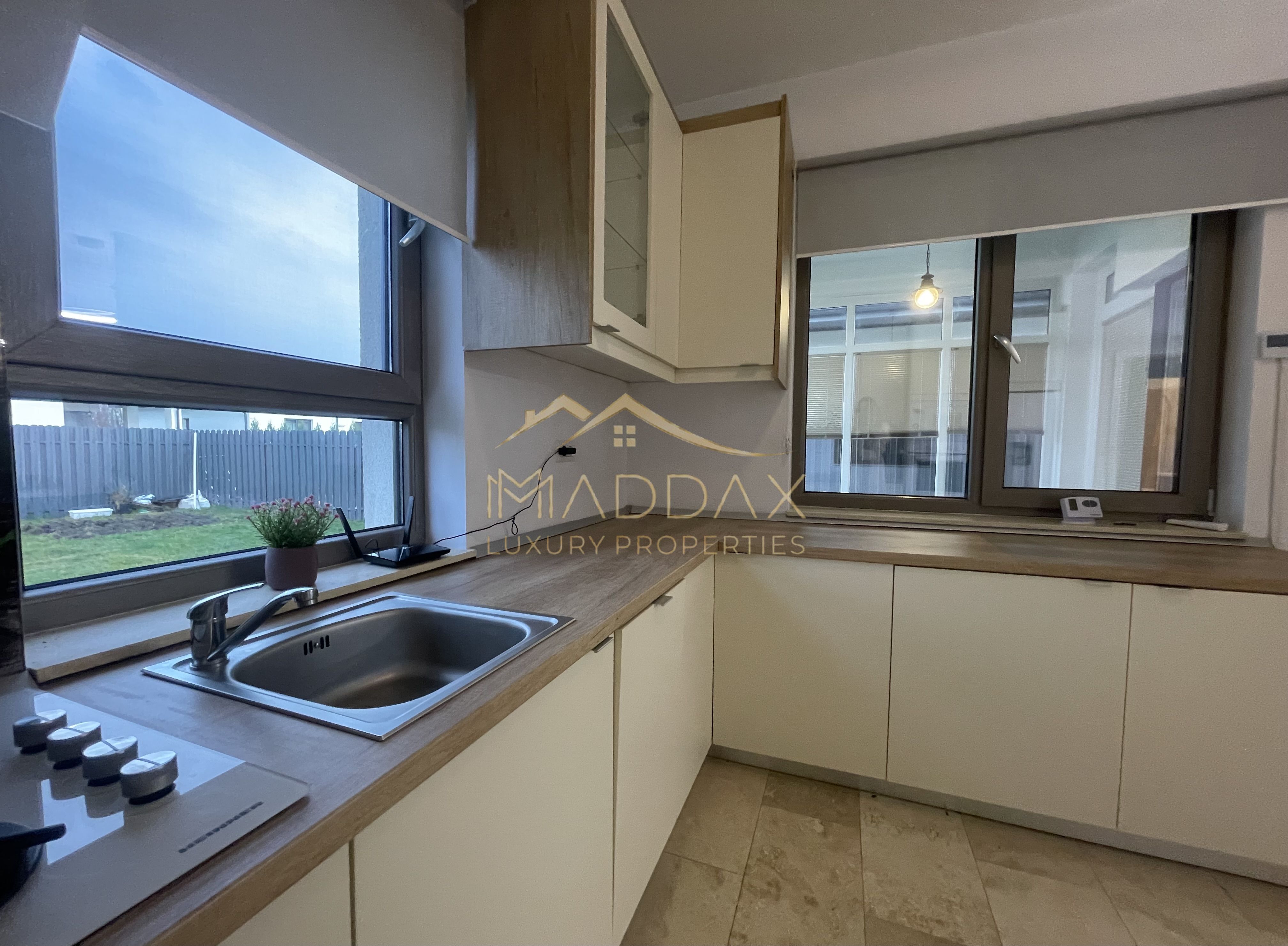 Vila moderna***4 camere***cu gradina//Cartier rezidential Corbeanca — fotografia 6