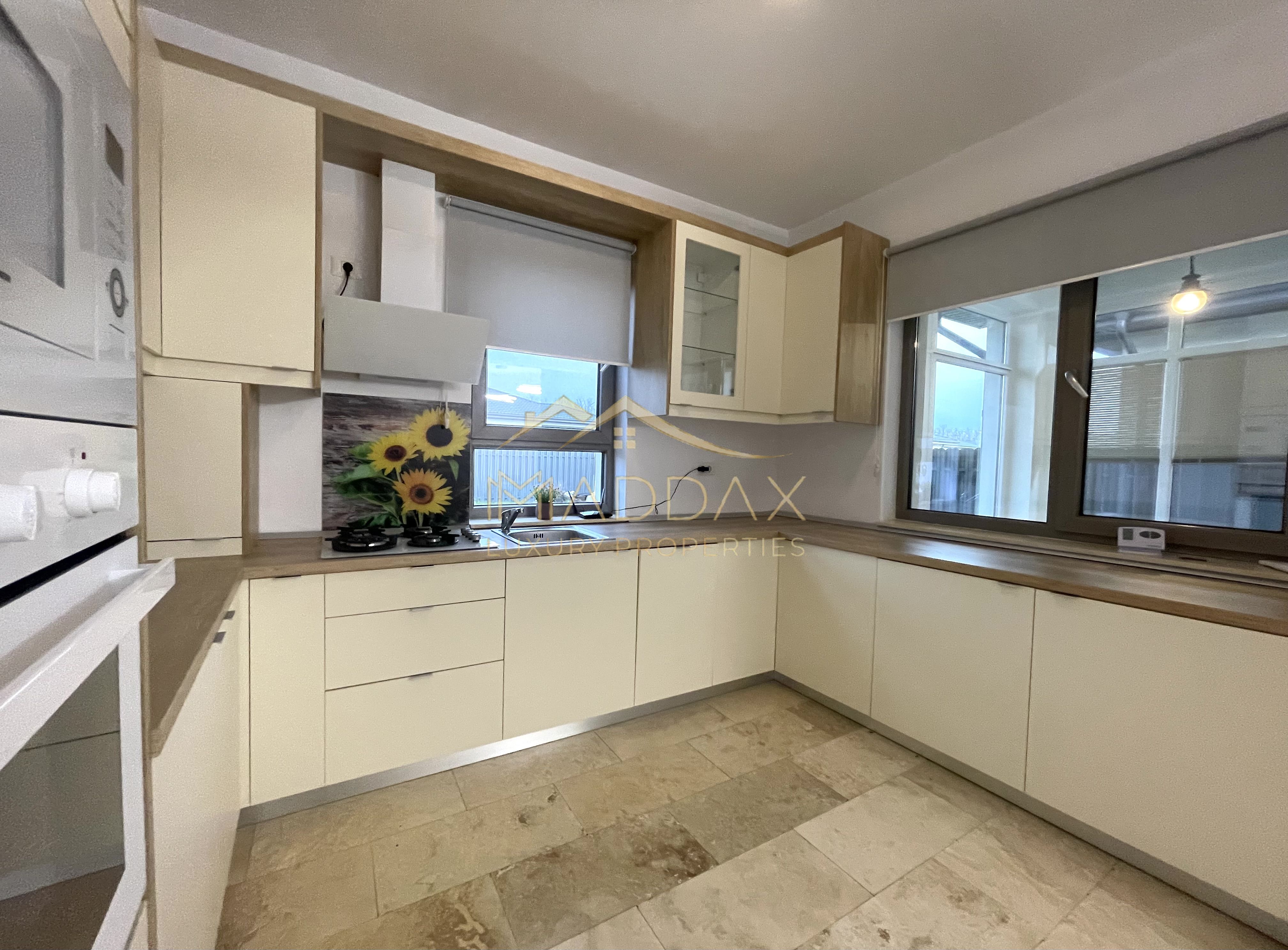 Vila moderna***4 camere***cu gradina//Cartier rezidential Corbeanca — fotografia 7