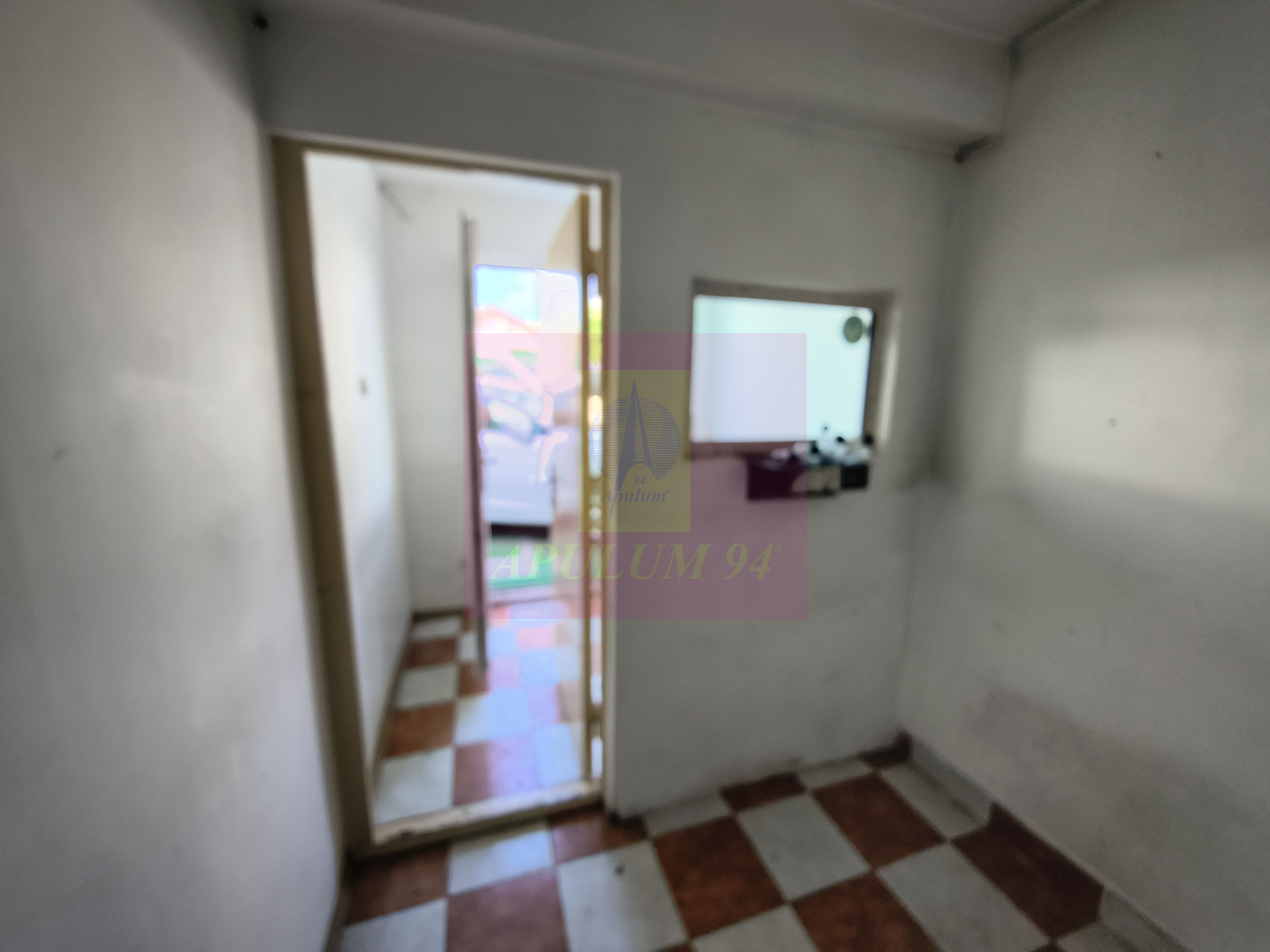 Spațiu aproape de București - Localitatea 1 Decembrie — fotografia 6