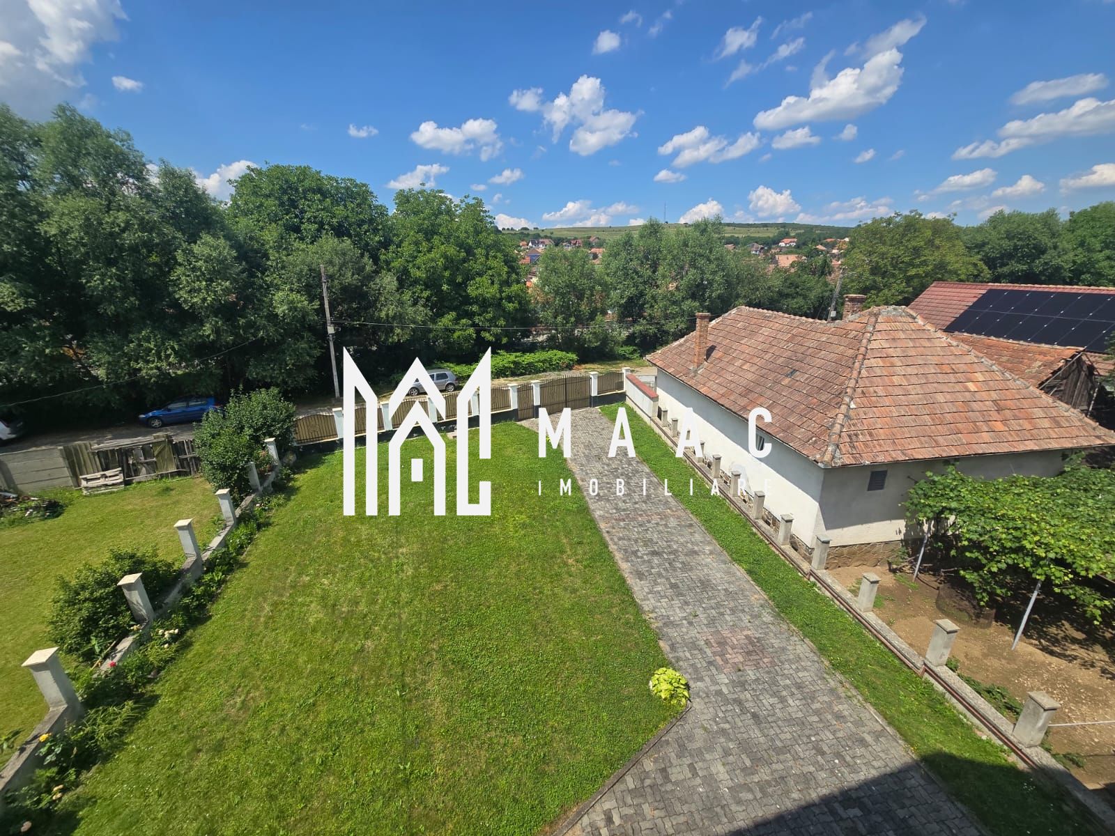 Casa de vanzare 1000 mp teren Cisnadie