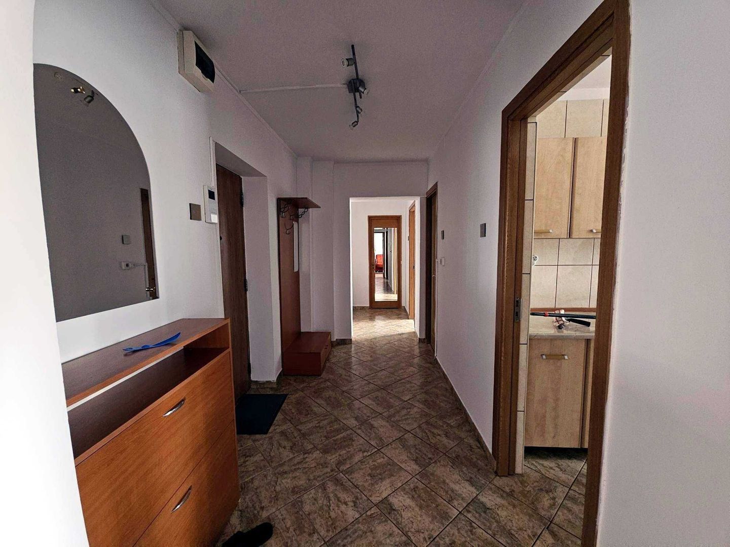 Inchiriez Apartament de 2 camere Calea Victoriei — fotografia 5