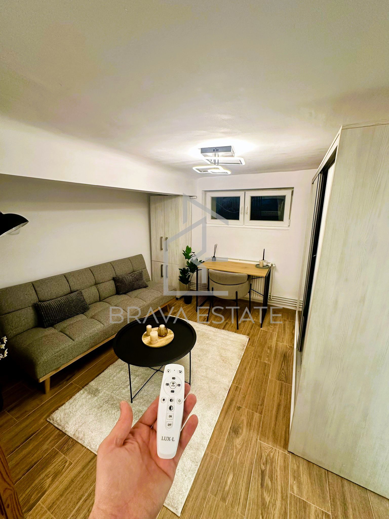 Apartament o cameră, 30 mp,  ultracentral, curte interioară 30 — fotografia 7