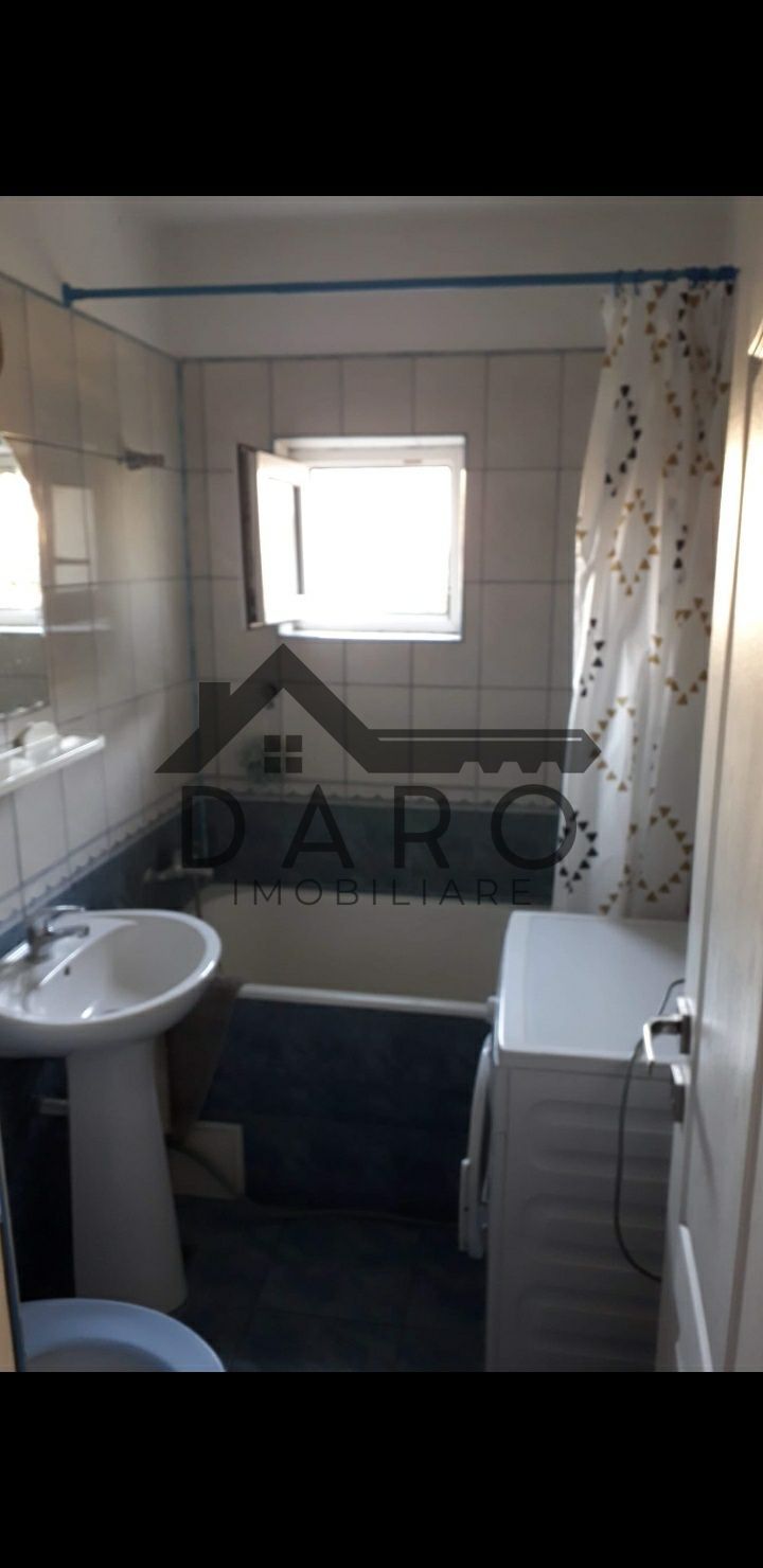 Apartament 2 camere  de inchiriat conf 1  strada Parangului — fotografia 5