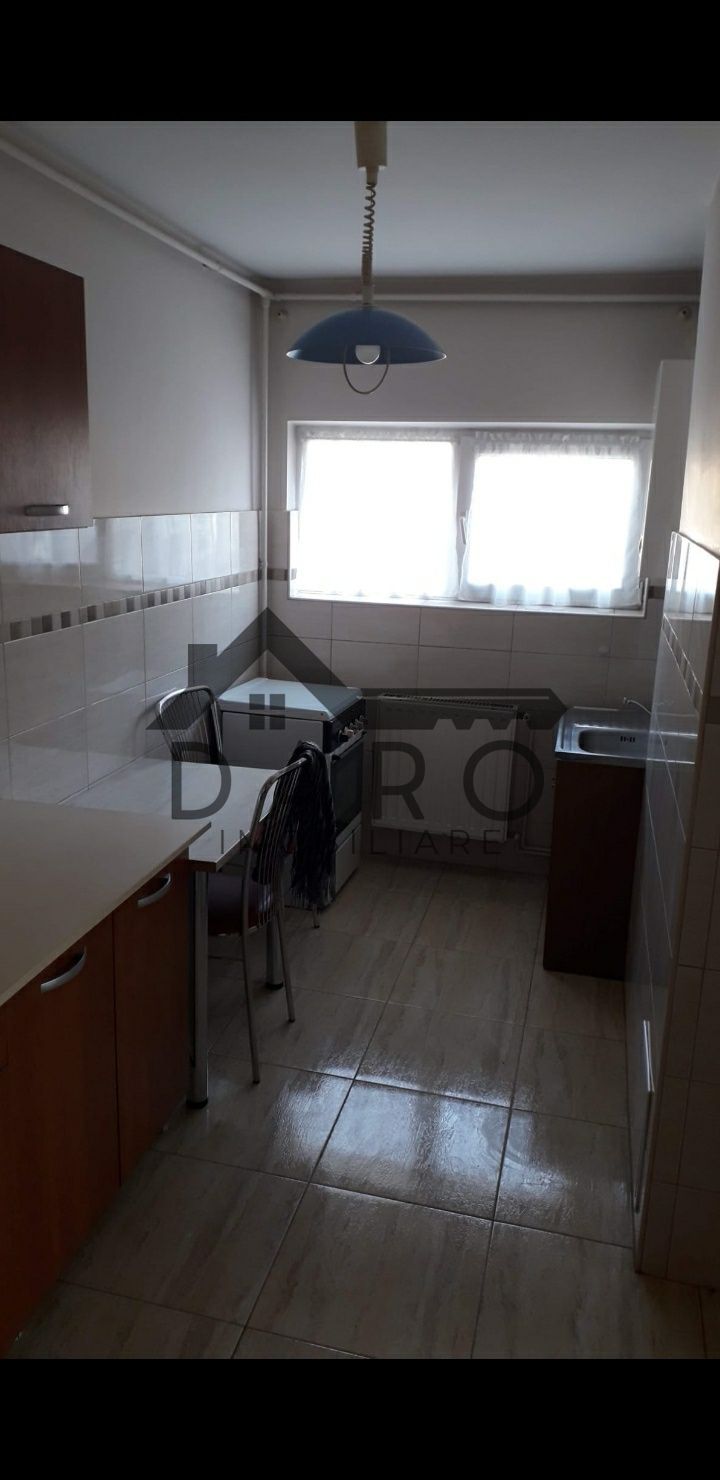 Apartament 2 camere  de inchiriat conf 1  strada Parangului — fotografia 6