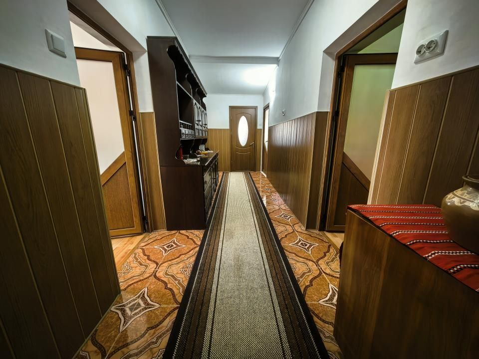 Casă 4 camere 90 mp mobilată + beci, anexe și 720 mp curte — fotografia 17
