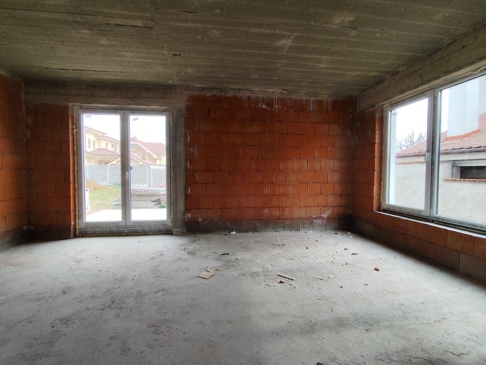 Casă nouă – Cartierul Oncea, Oradea, 5 camere, teren 405mp - vânzare — fotografia 3