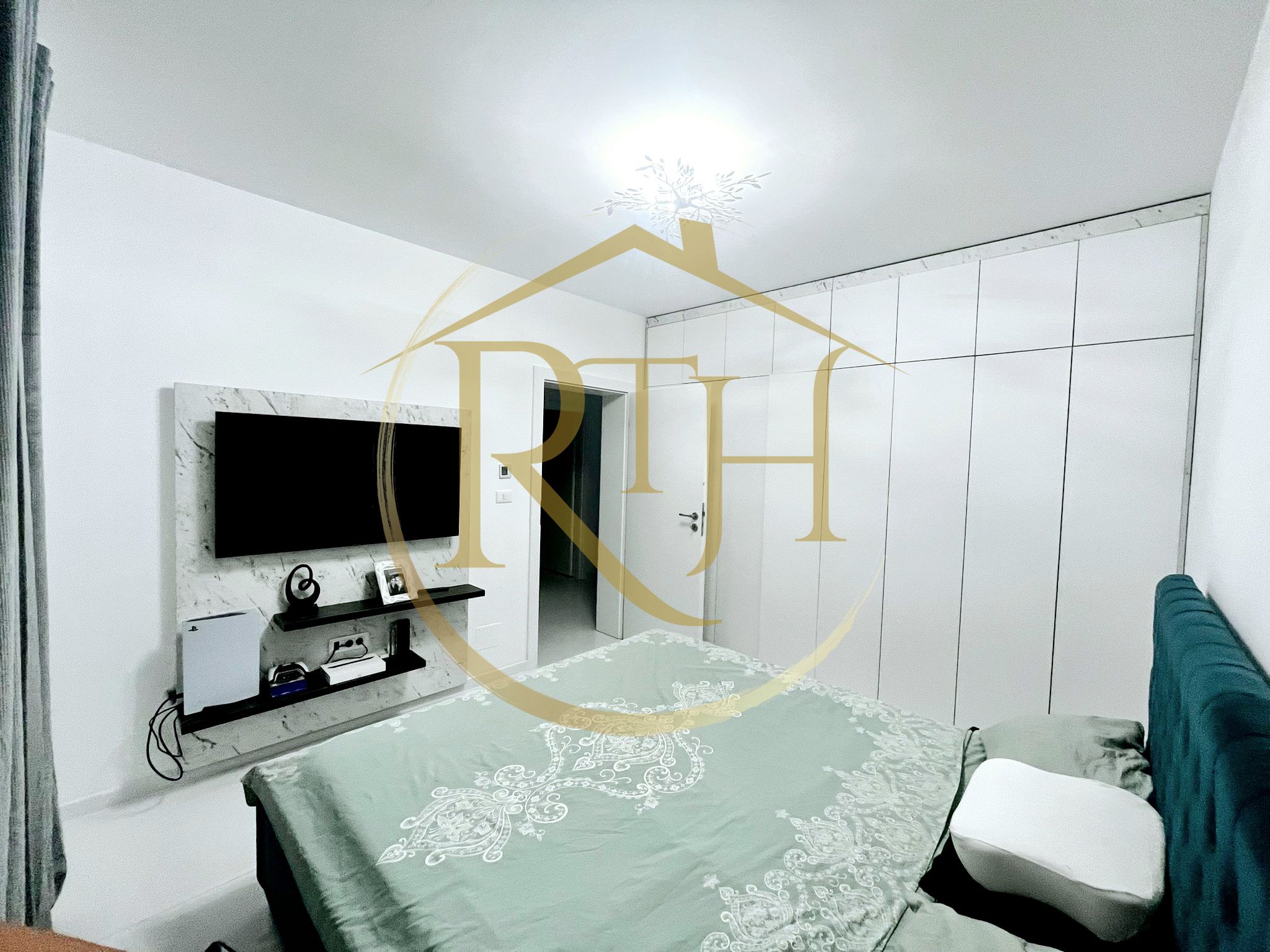 Oferim spre vanzare, Duplex 3 camere, Mobilat si Utilat, Mosnita Noua — fotografia 6