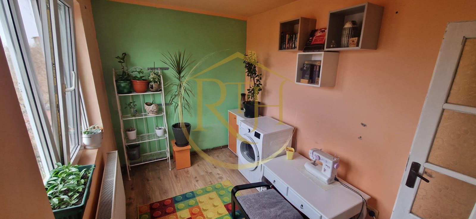 Vand apartament cu 4 camere in zona spitalul judetean,comision ,,0'' — fotografia 10