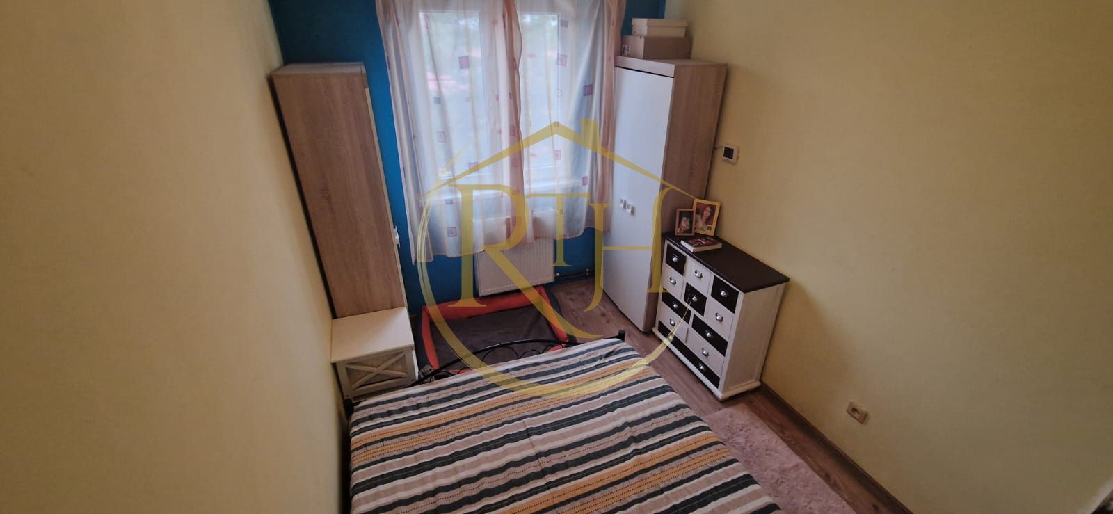 Vand apartament cu 4 camere in zona spitalul judetean,comision ,,0'' — fotografia 12