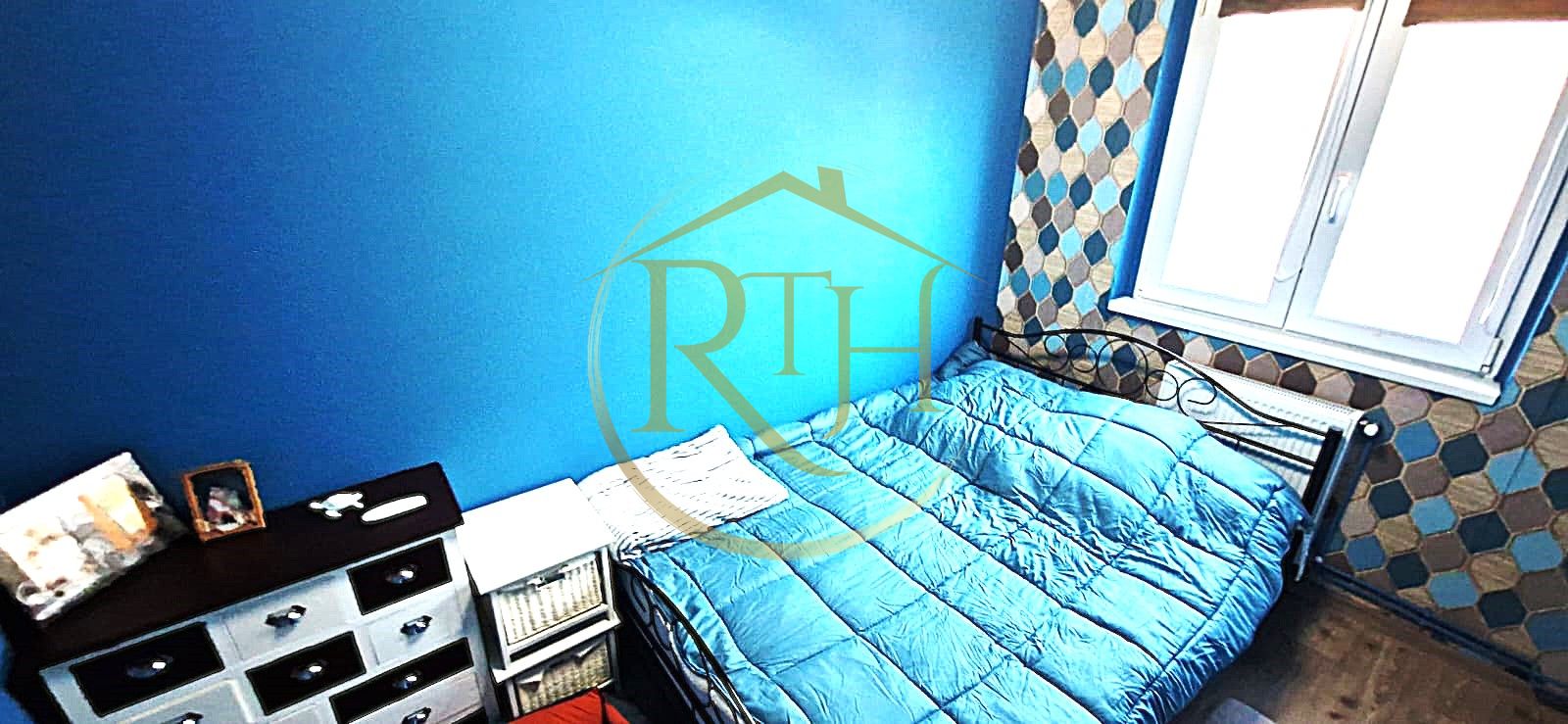 Vand apartament cu 4 camere in zona spitalul judetean,comision ,,0'' — fotografia 3